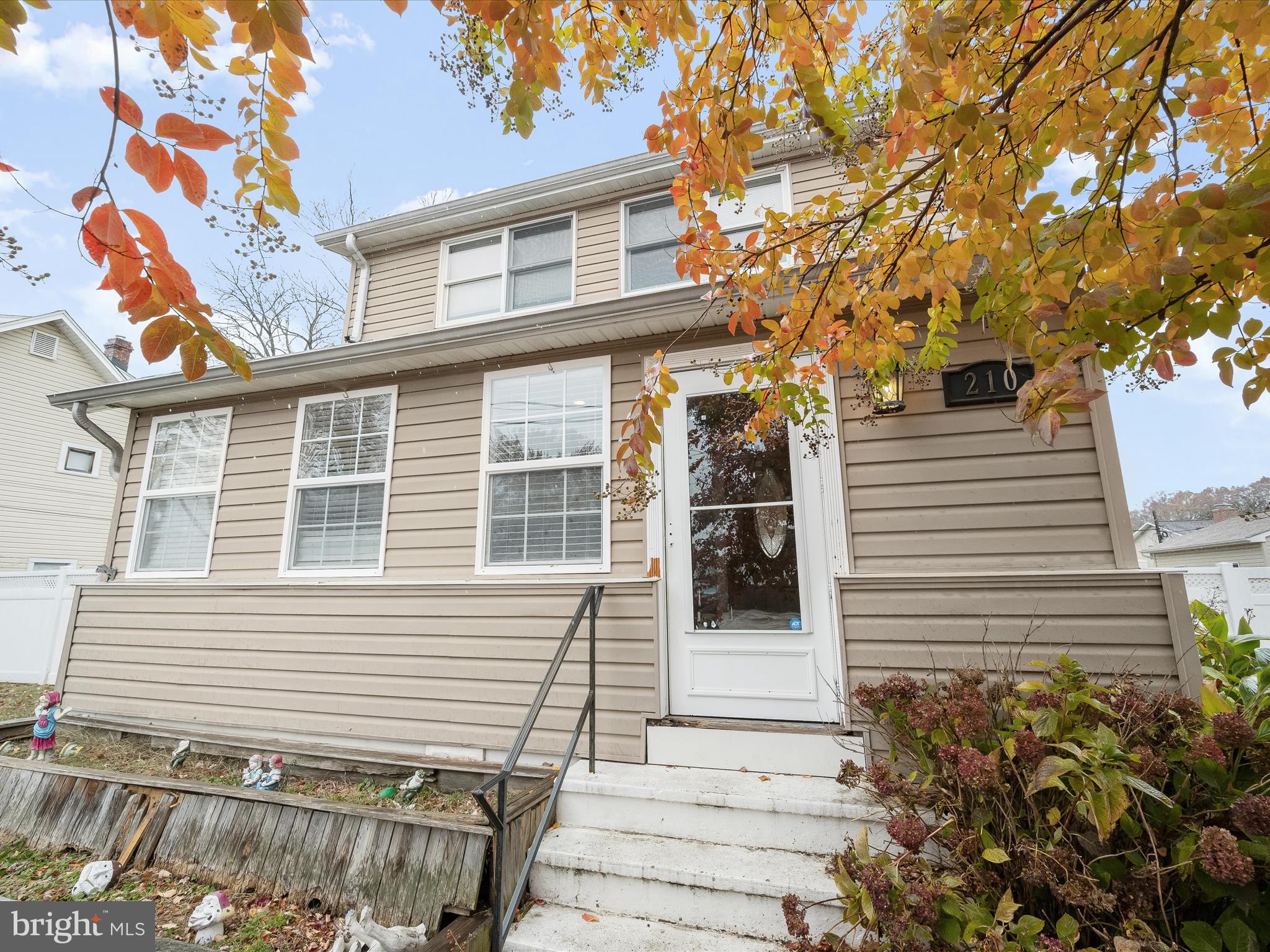 LANDSDOWNE - Residential