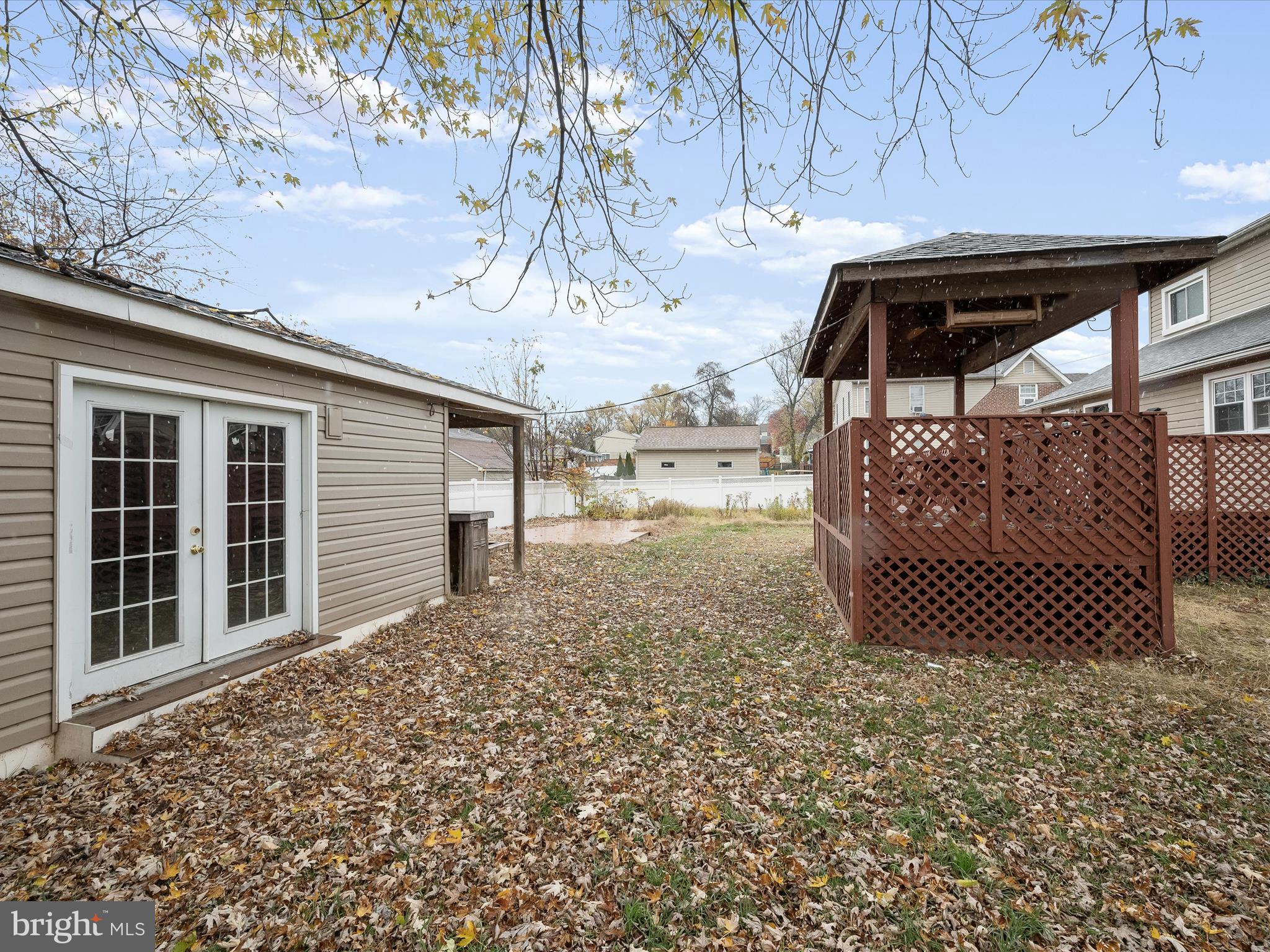 LANDSDOWNE - Residential