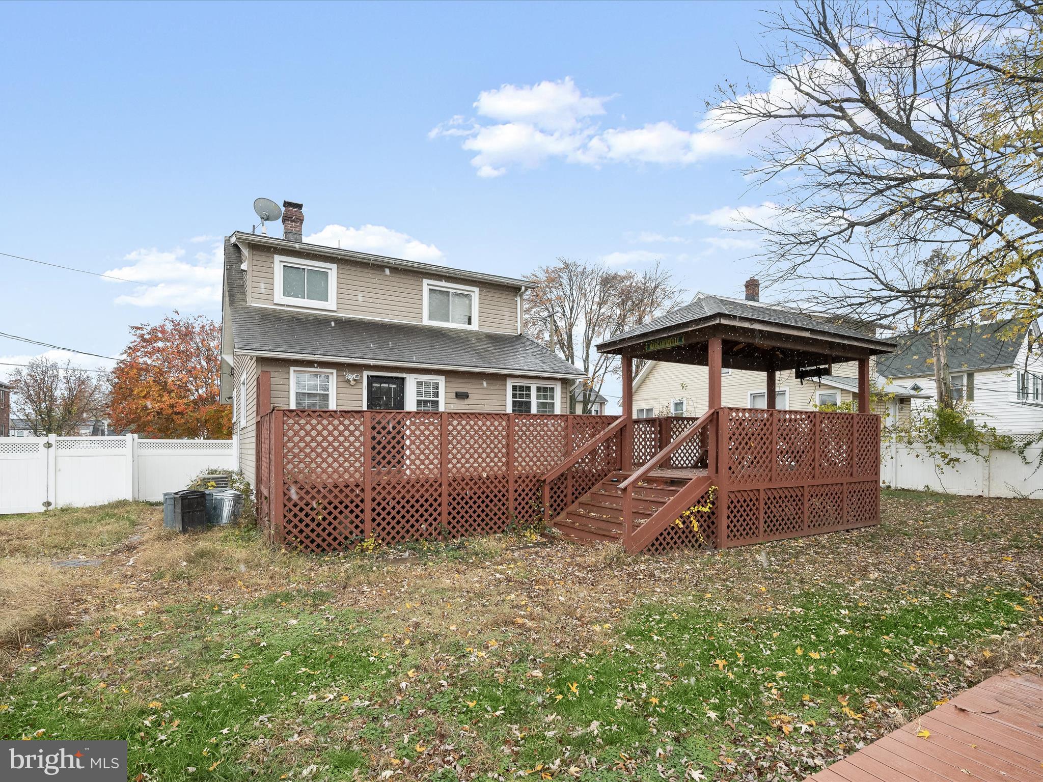 LANDSDOWNE - Residential