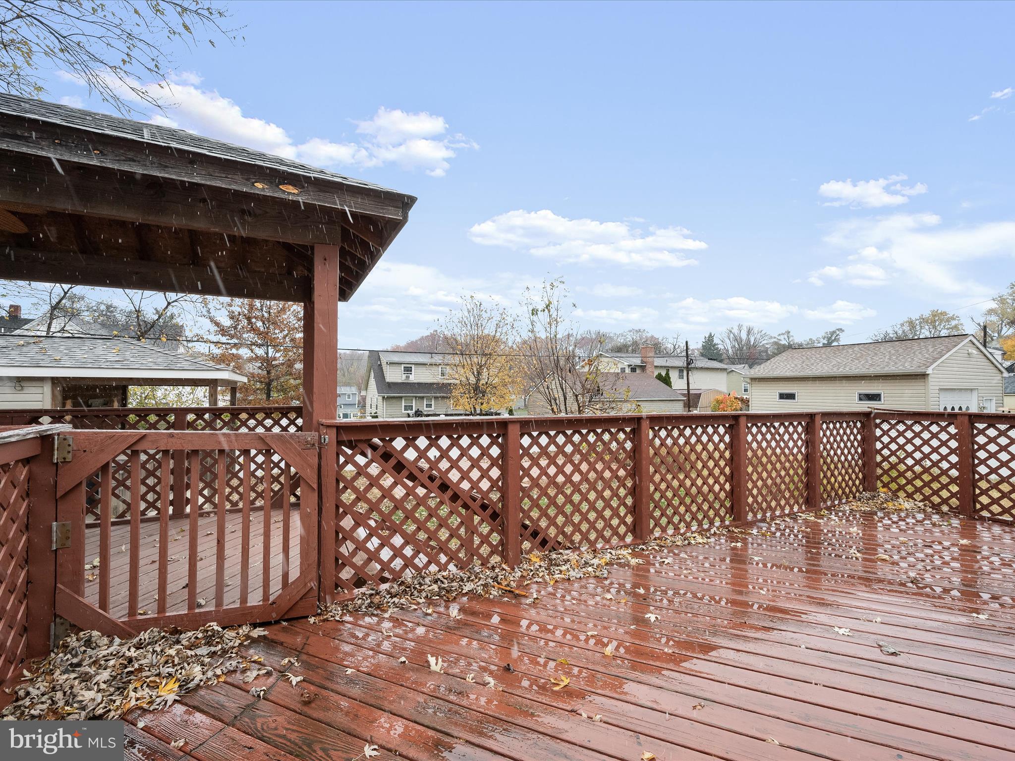 LANDSDOWNE - Residential