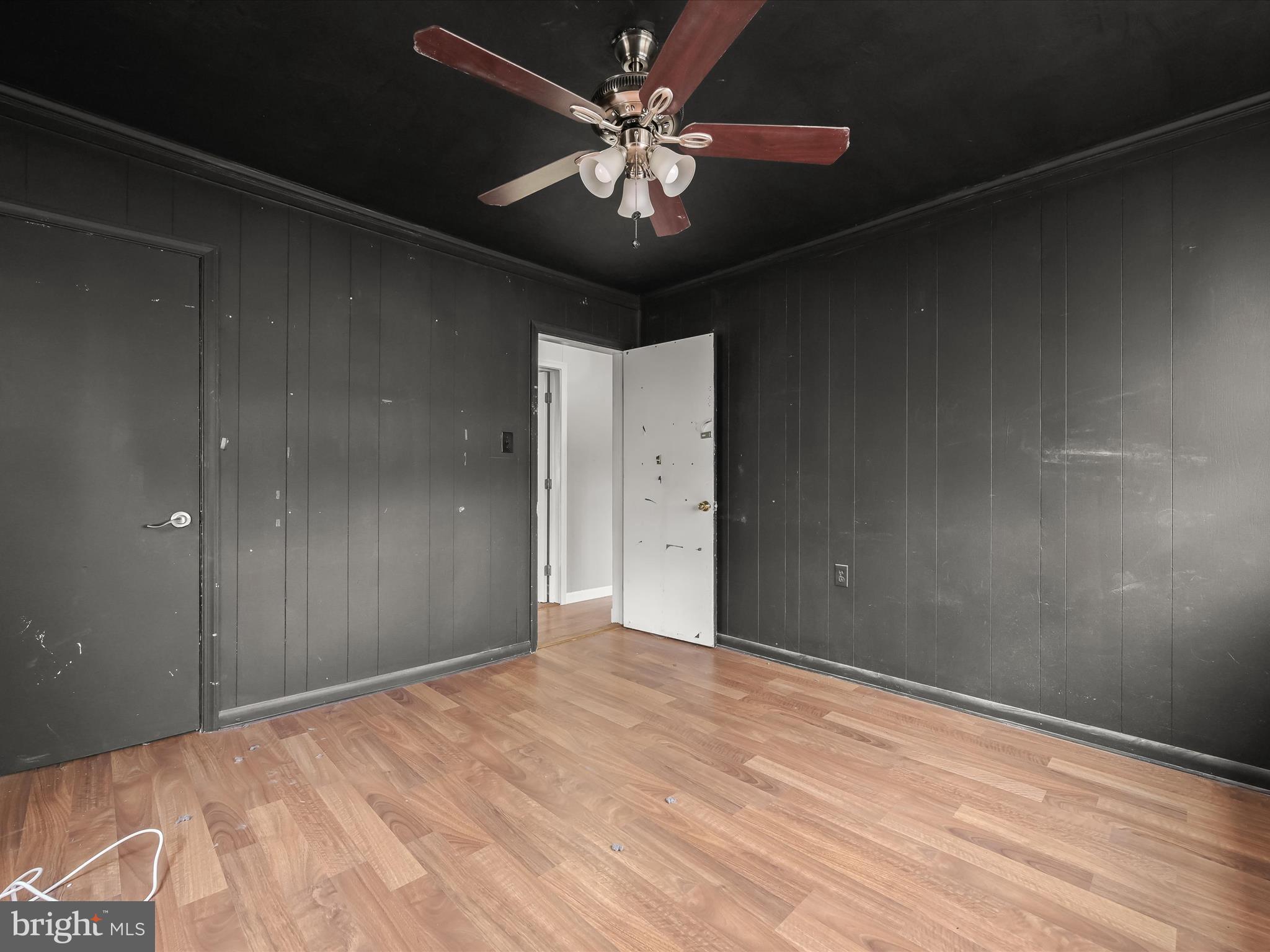 LANDSDOWNE - Residential