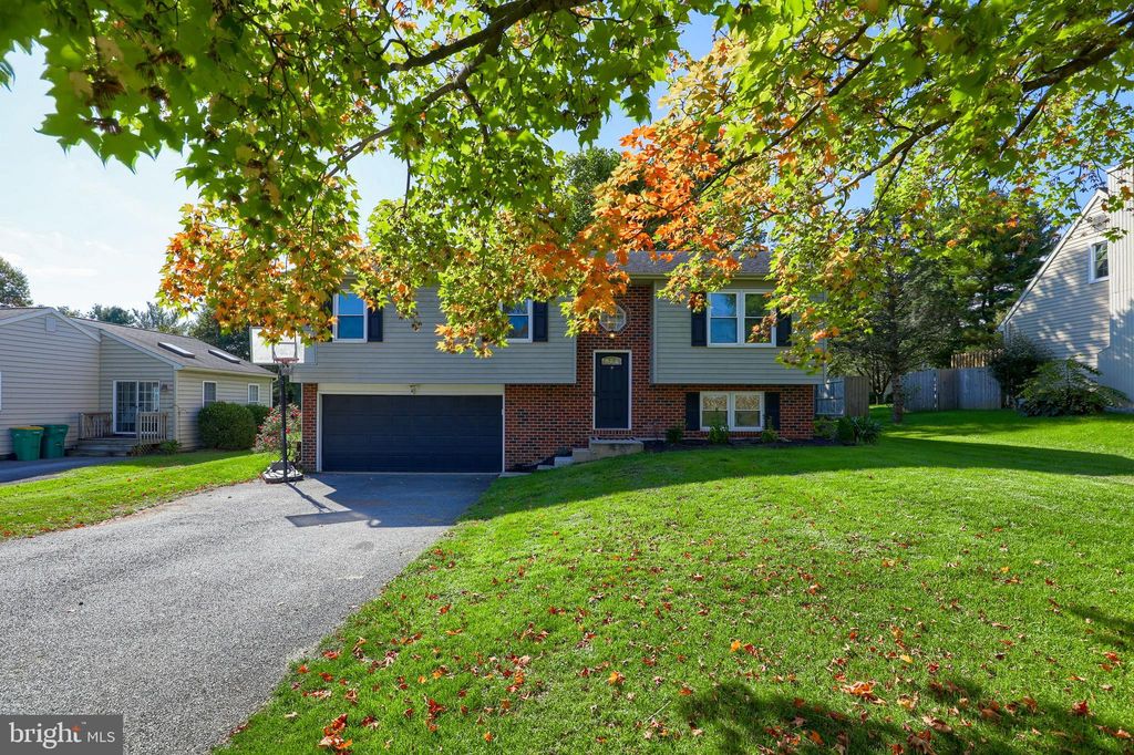 Photo of 3232 BLUE ROCK RD, LANCASTER, PA 17603 (MLS # PALA2040084)