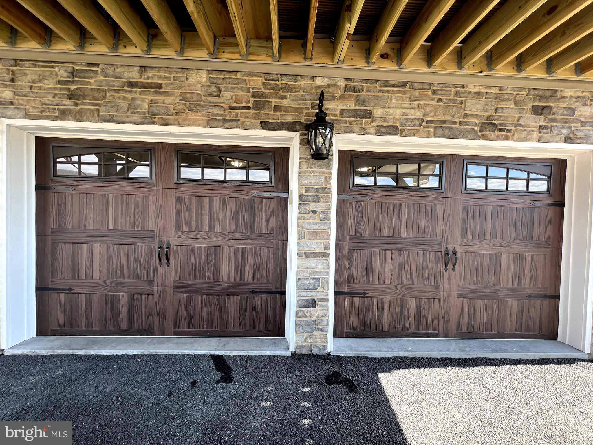 1461 NEW ROAD