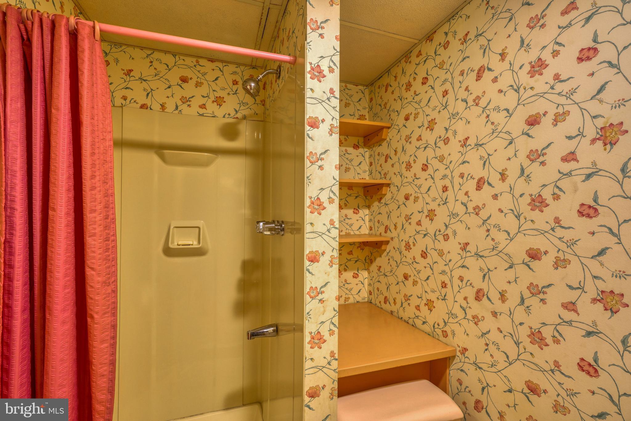 CHARLESBROOKE - Residential