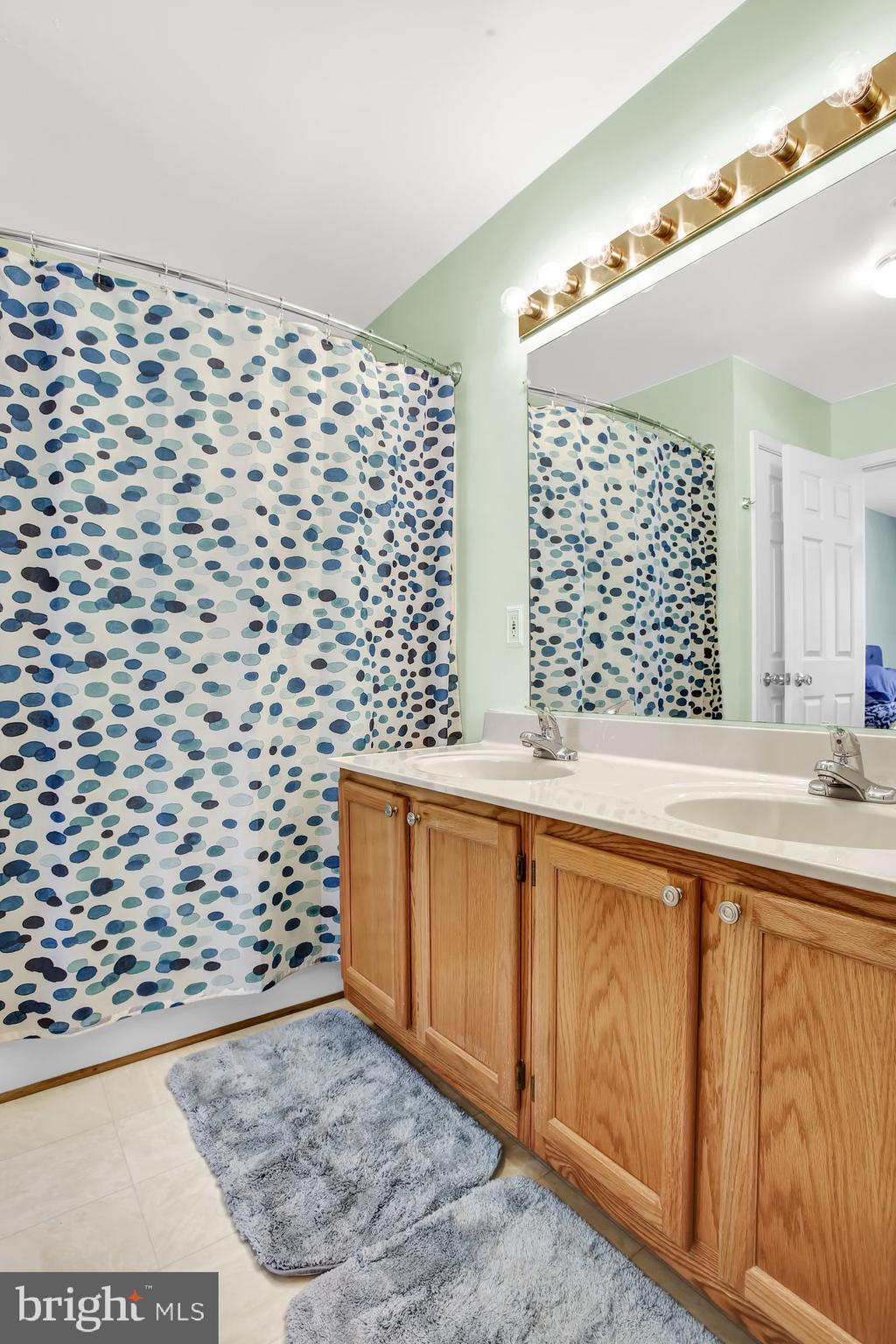 ST CLAIR - Residential