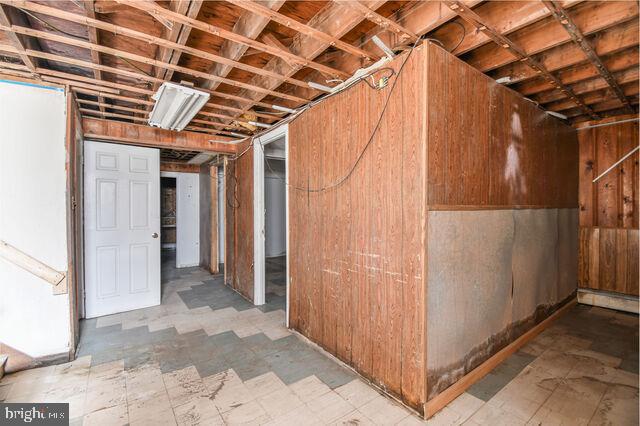 BURNT MILLS MANOR - Residential