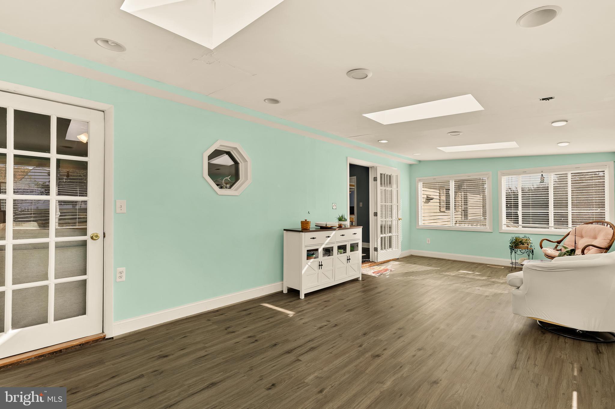 MYSTIC HARBOUR - Residential