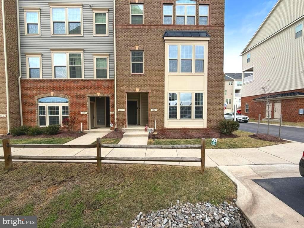 PINEY ORCHARD - Residential