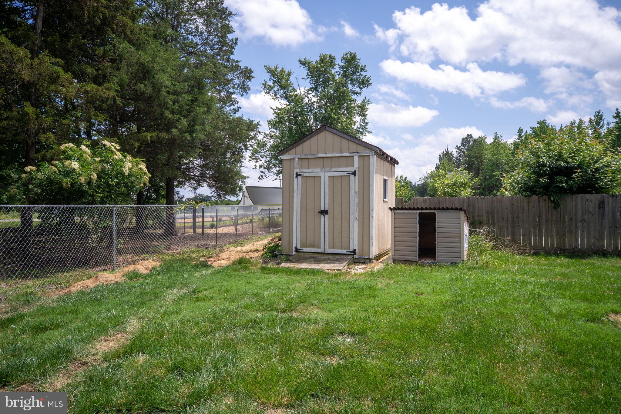 WAVERLY VILLAGE - Residential