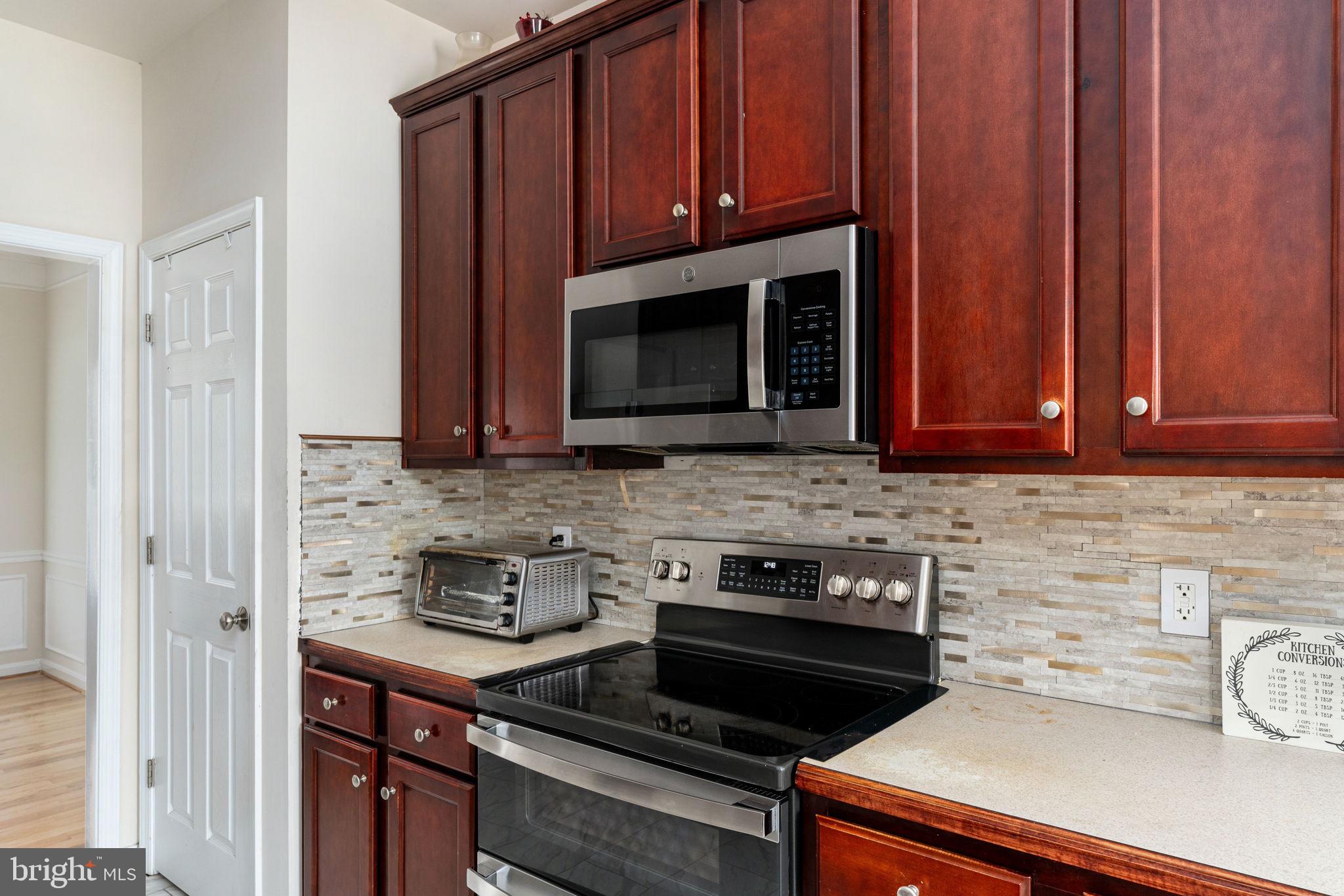 WAVERLY VILLAGE - Residential