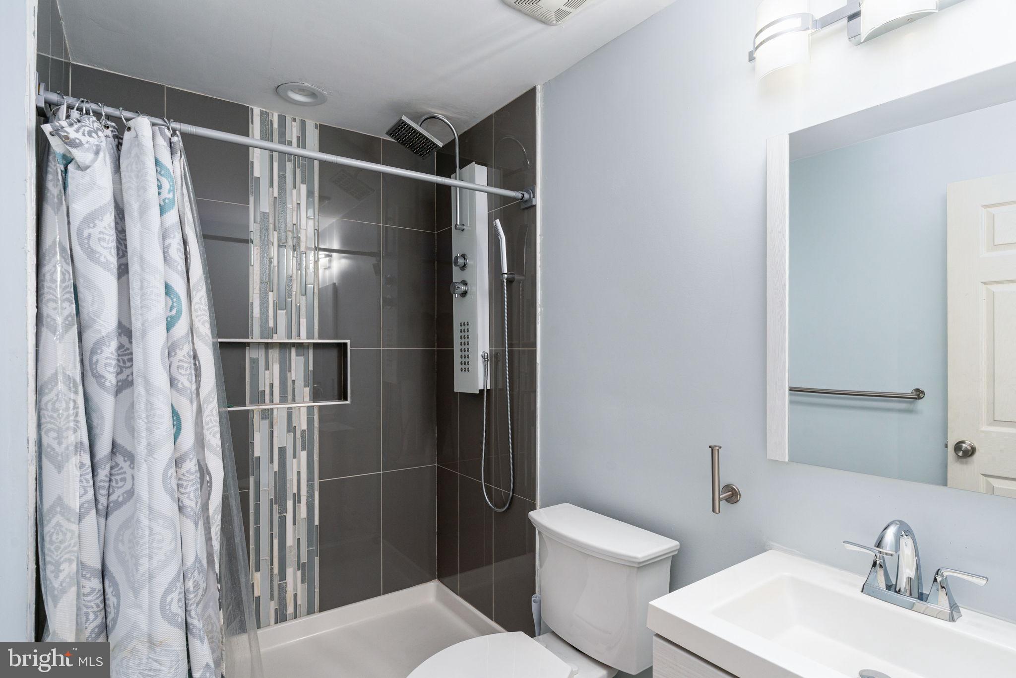 WAVERLY VILLAGE - Residential