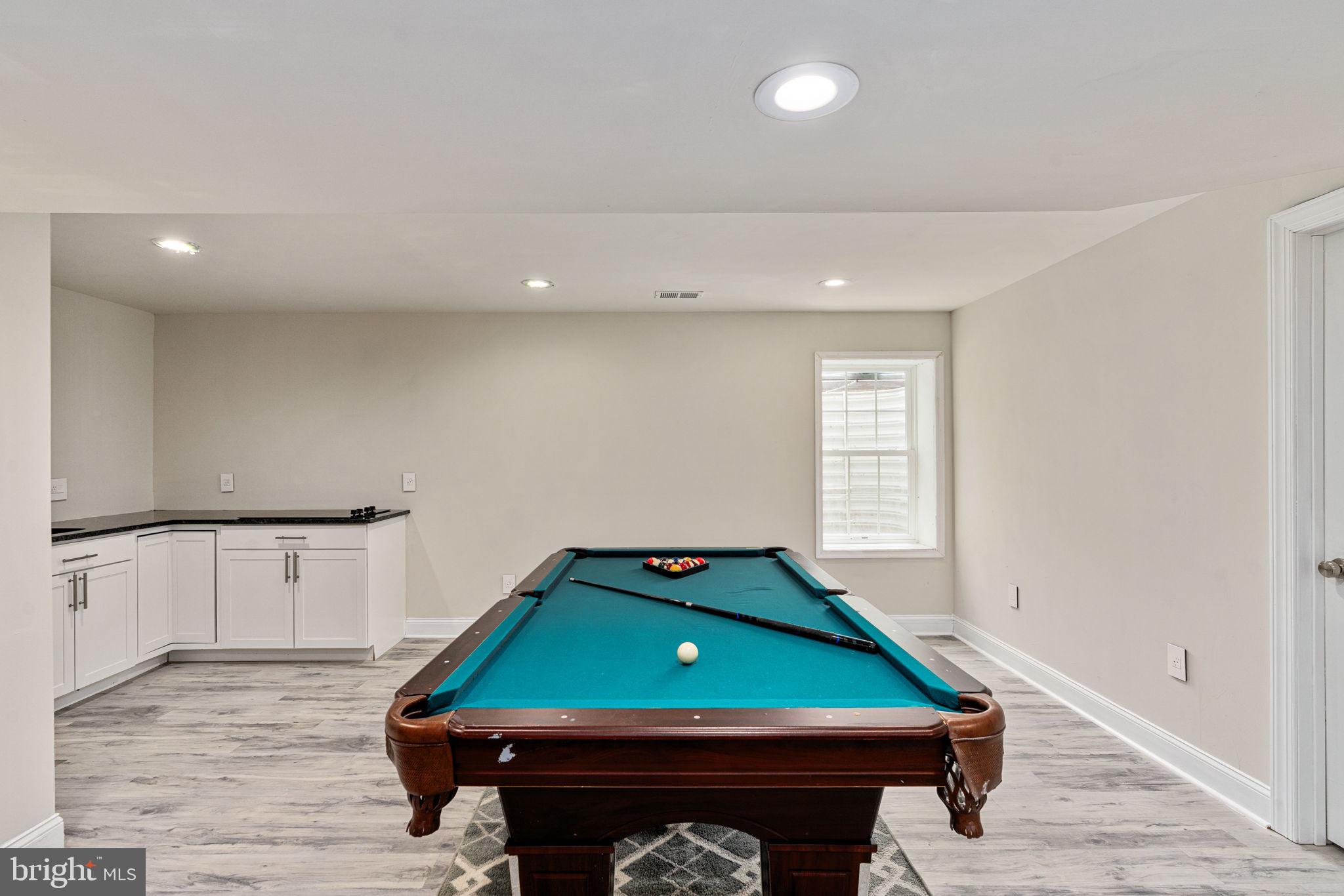 WAVERLY VILLAGE - Residential