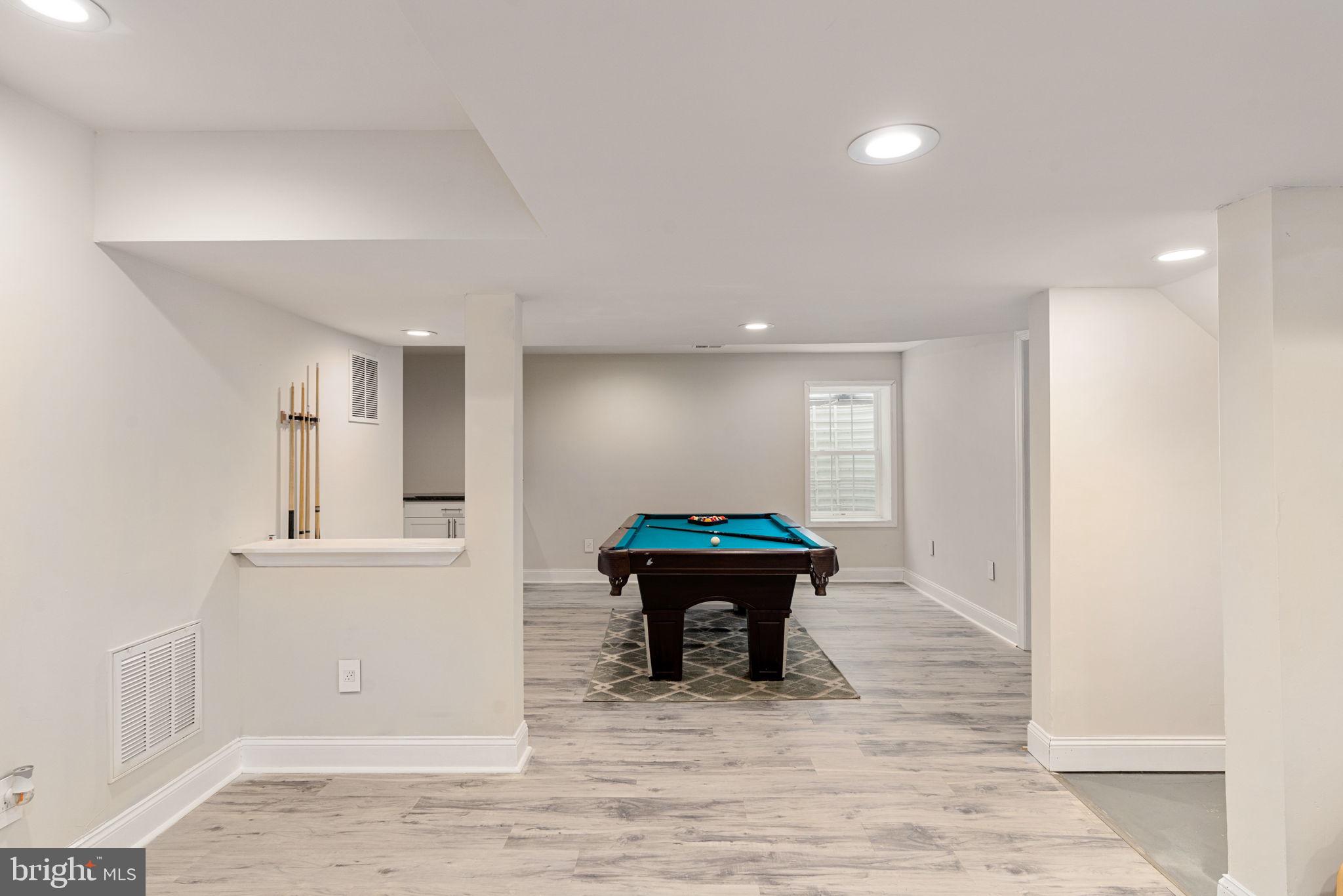 WAVERLY VILLAGE - Residential