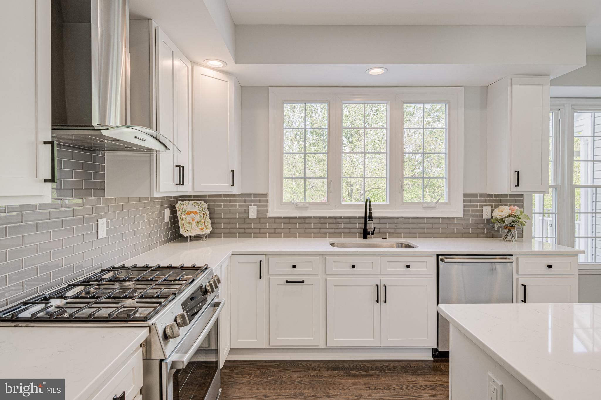 FOXHALL FARM - Residential