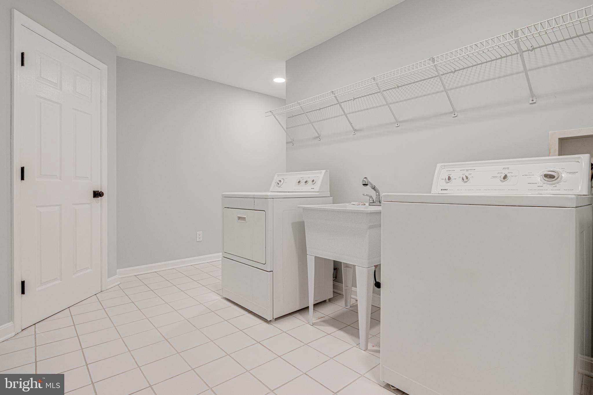 FOXHALL FARM - Residential