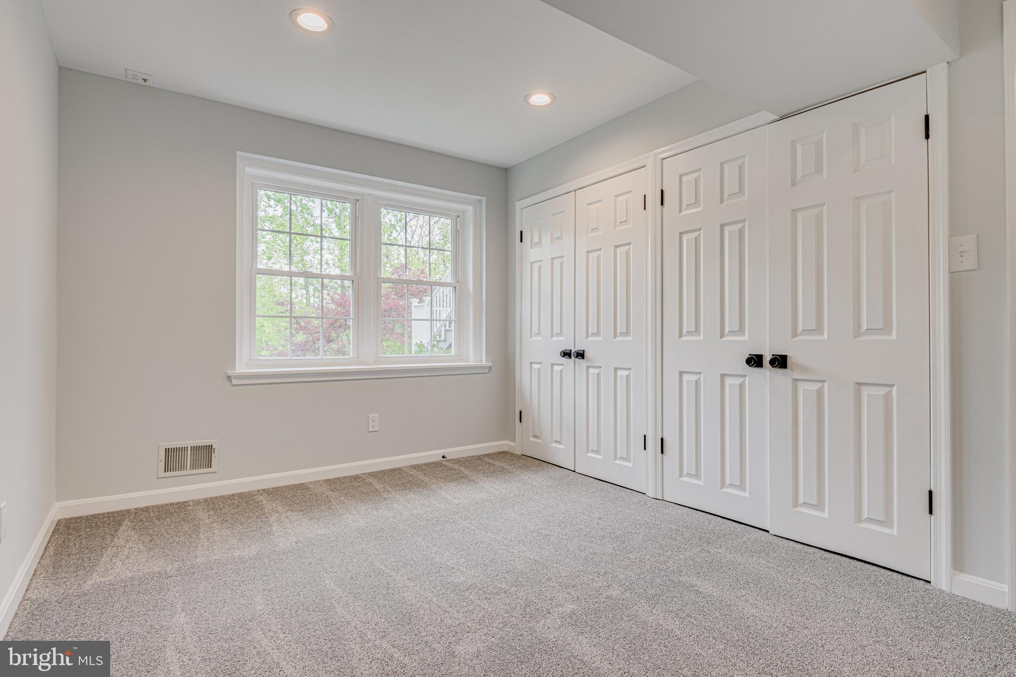 FOXHALL FARM - Residential