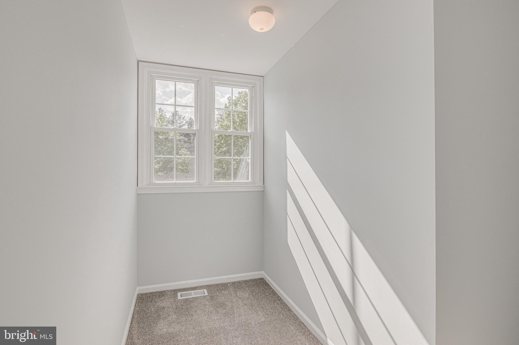 FOXHALL FARM - Residential