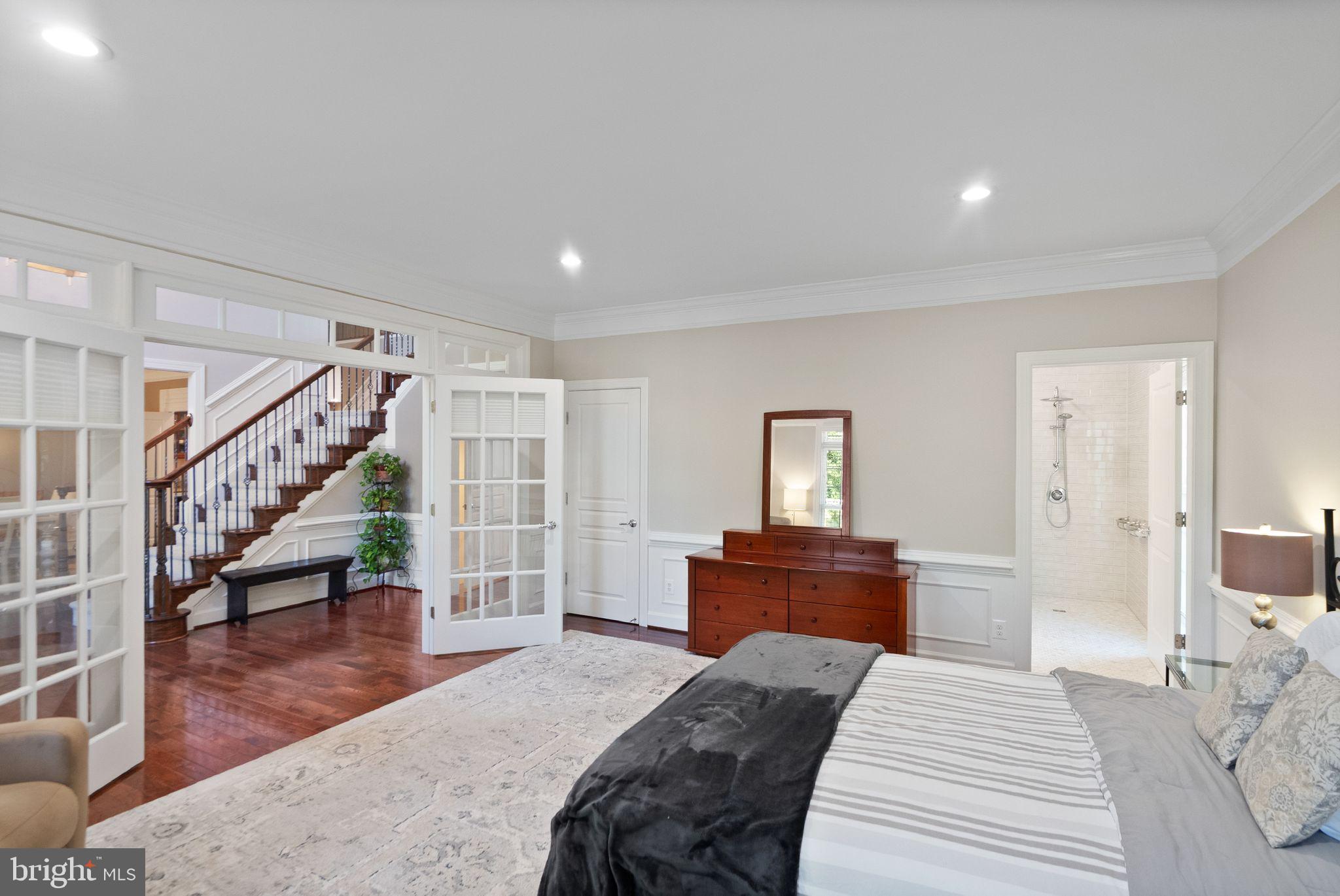 RED CEDAR - Residential