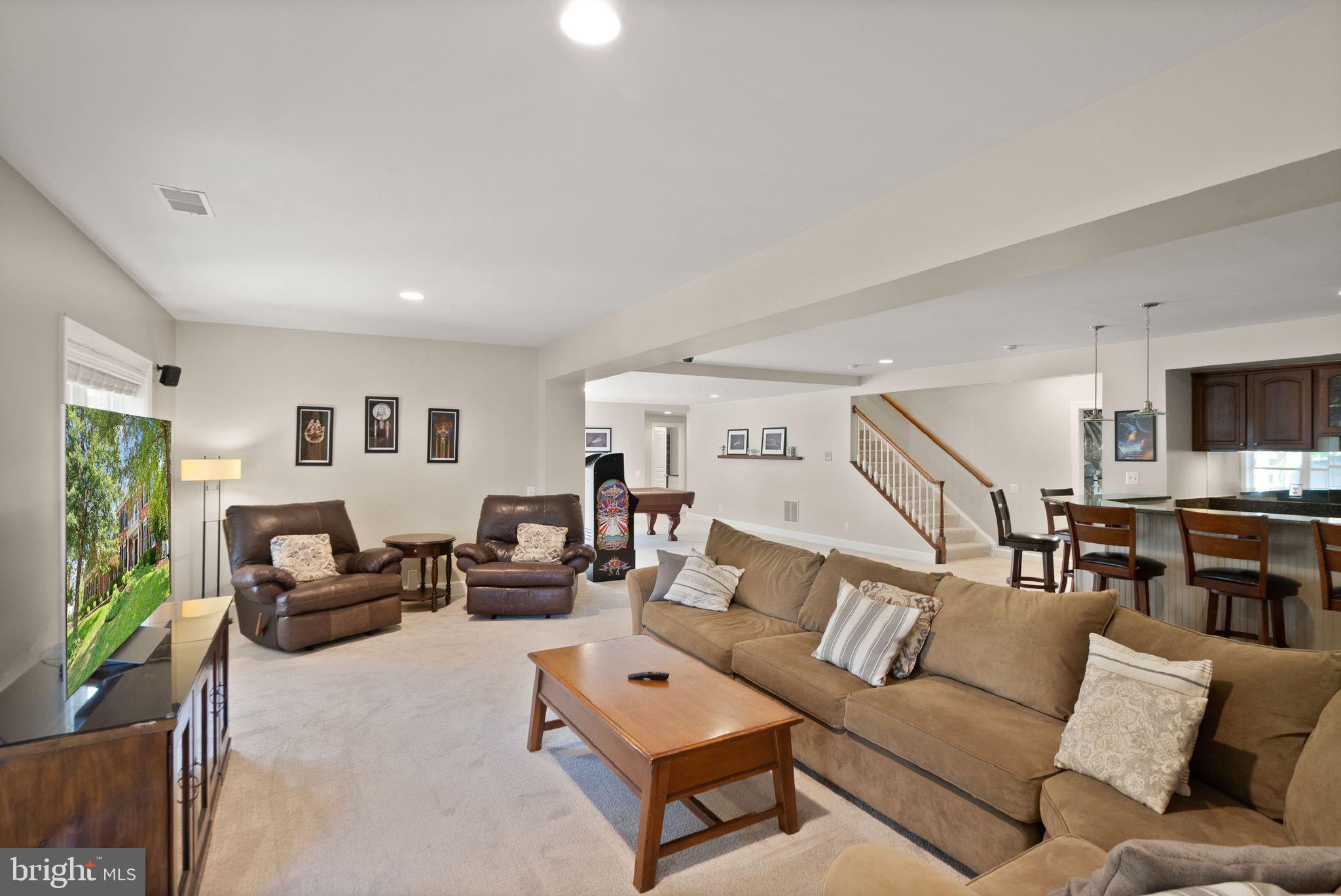 RED CEDAR - Residential