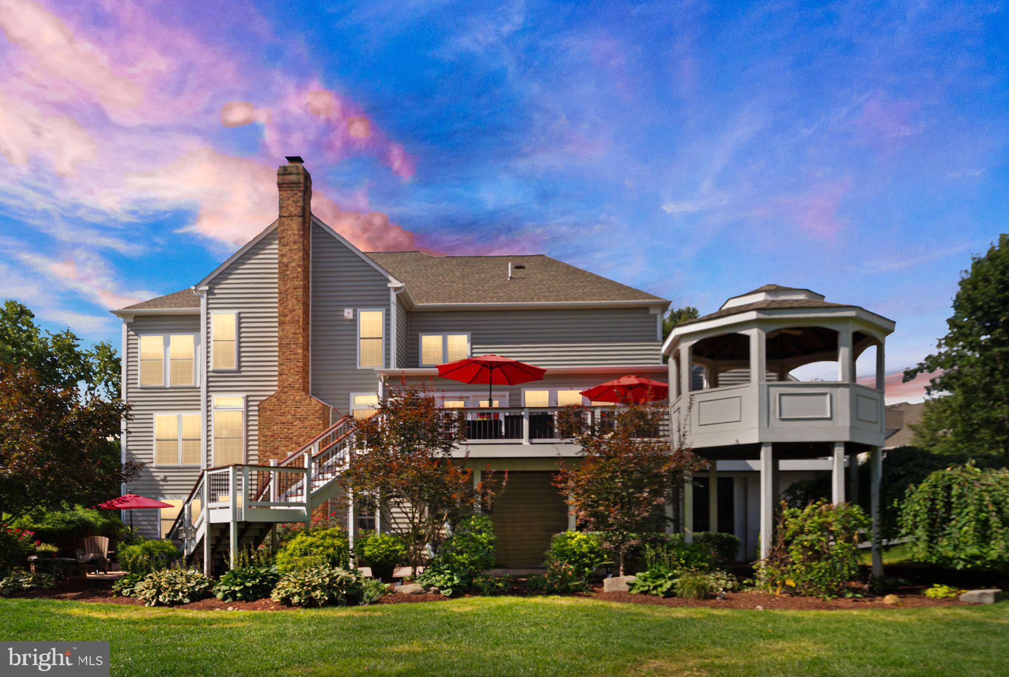 RED CEDAR - Residential