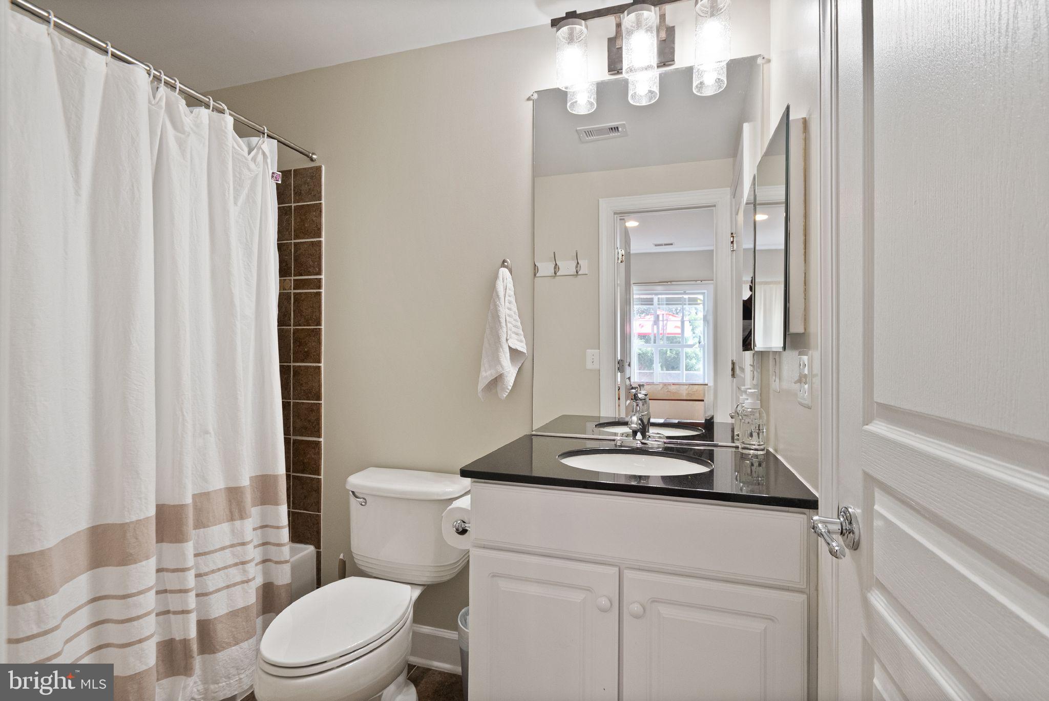 RED CEDAR - Residential