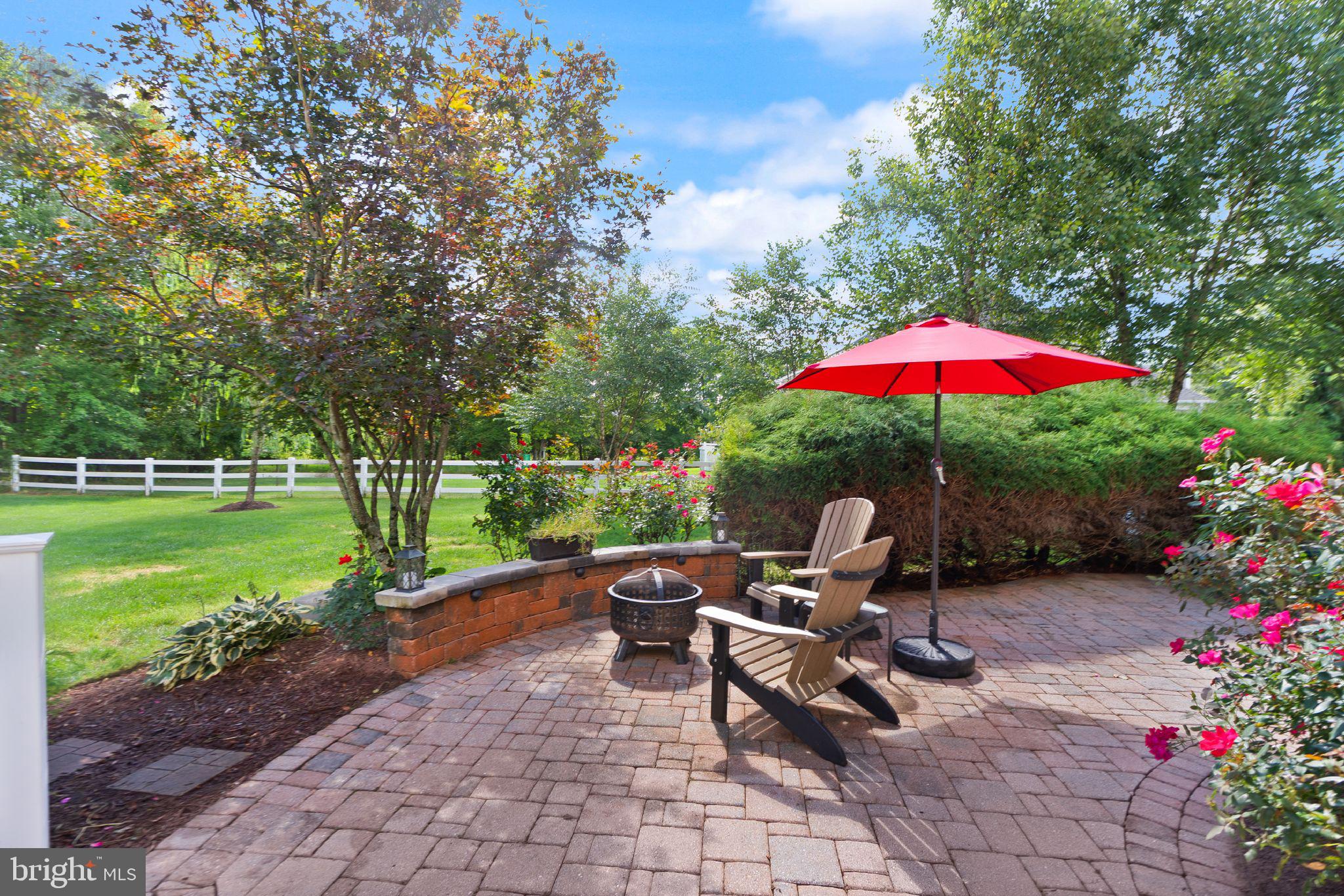 RED CEDAR - Residential