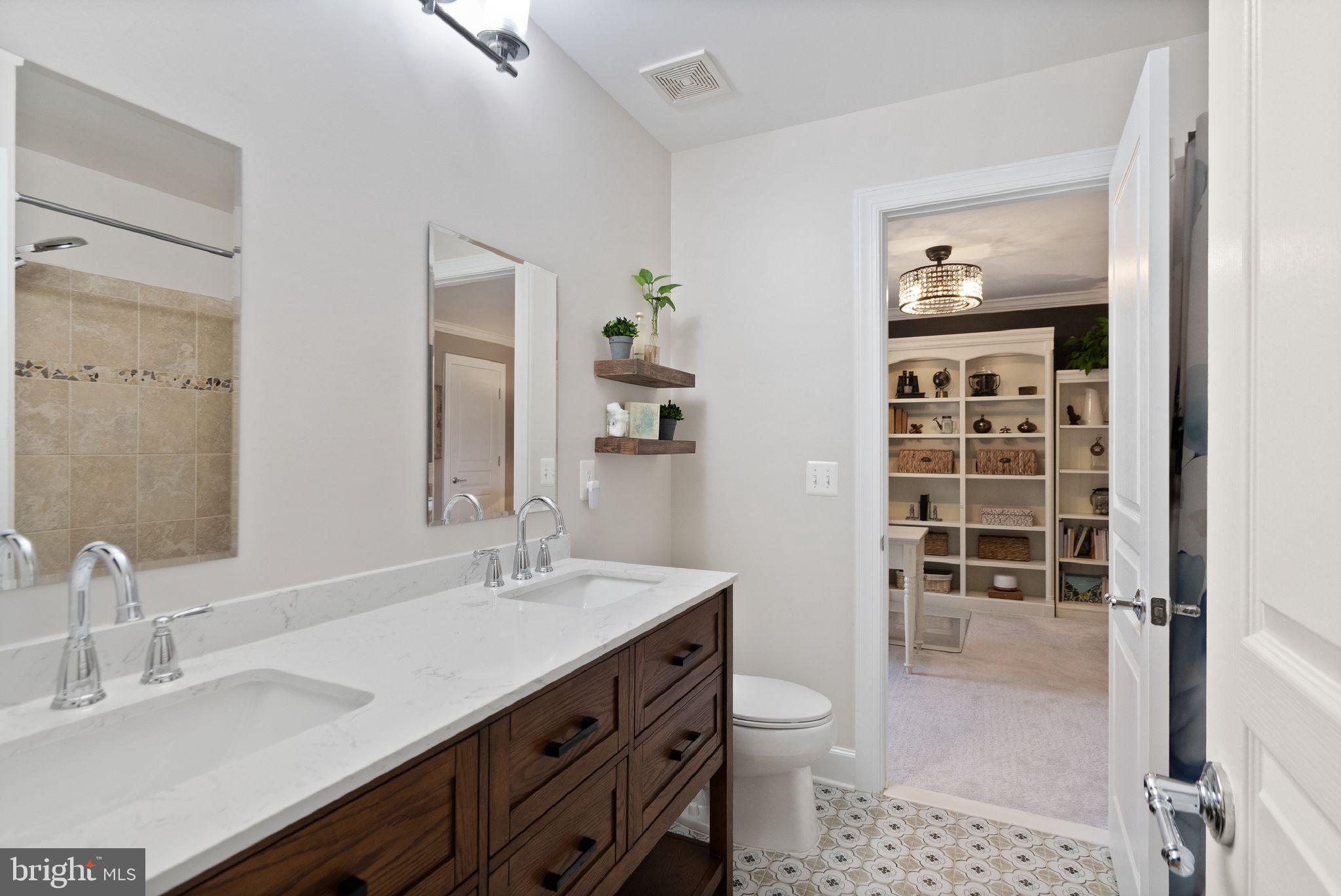 RED CEDAR - Residential