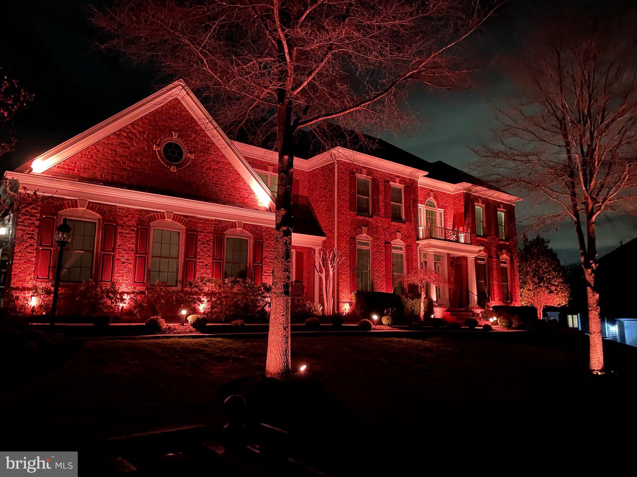 RED CEDAR - Residential