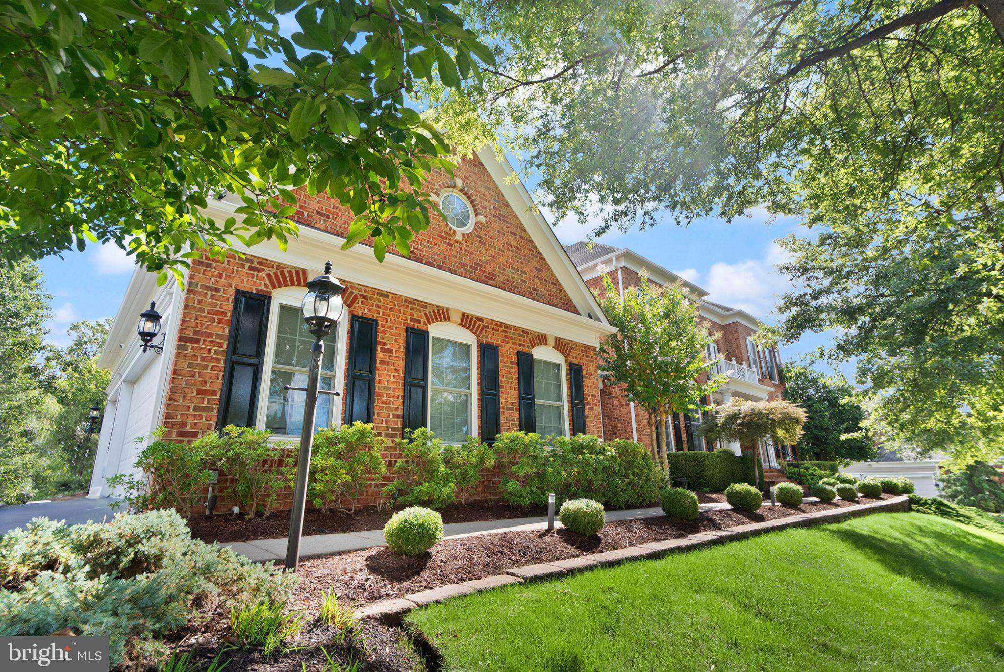 RED CEDAR - Residential