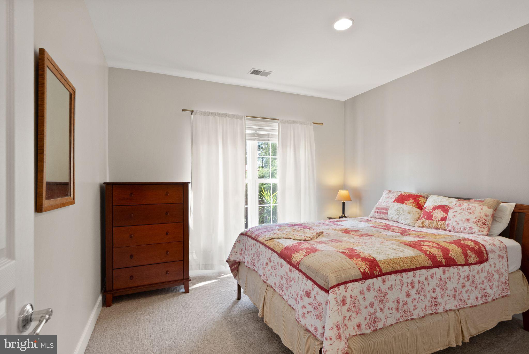 RED CEDAR - Residential