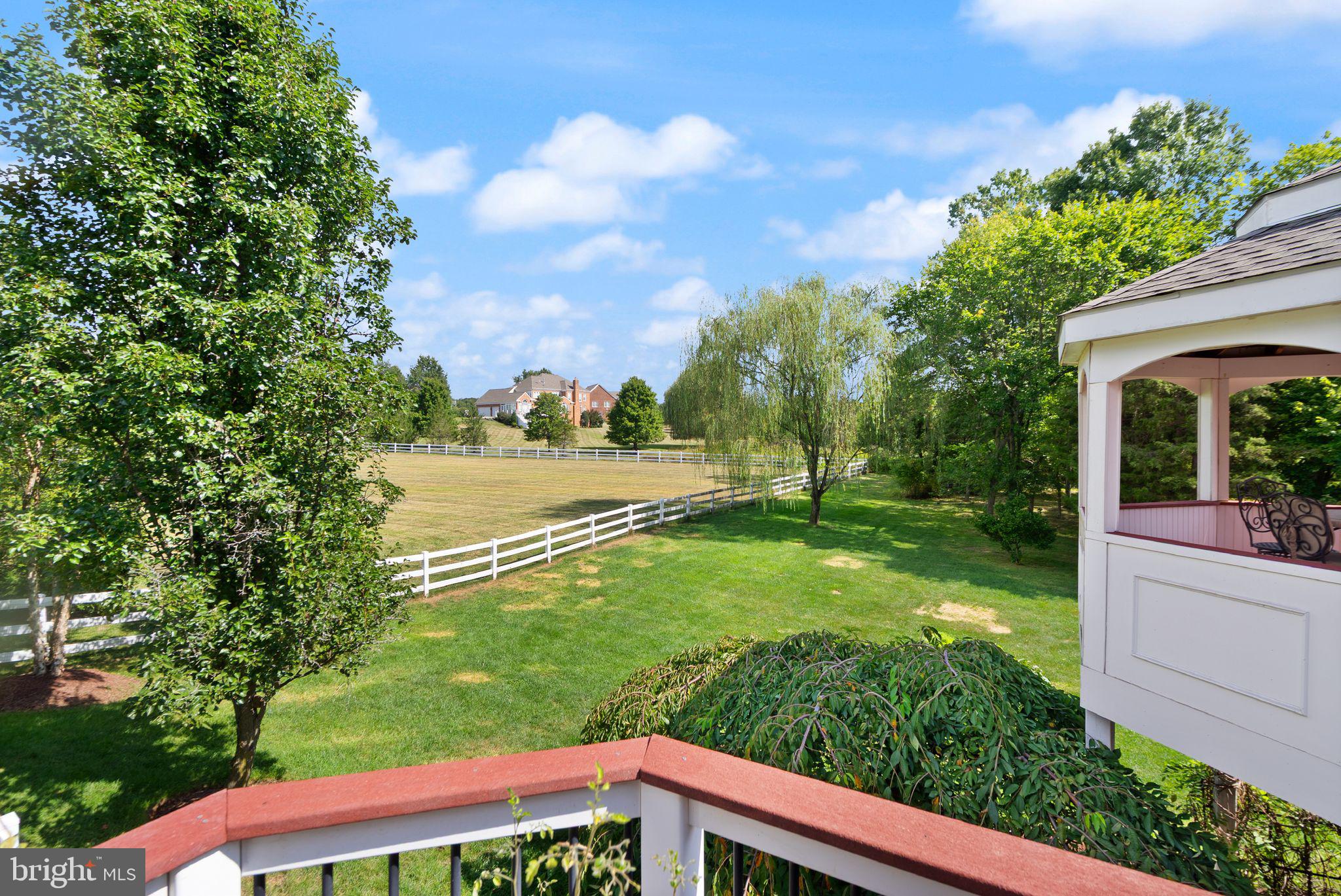 RED CEDAR - Residential