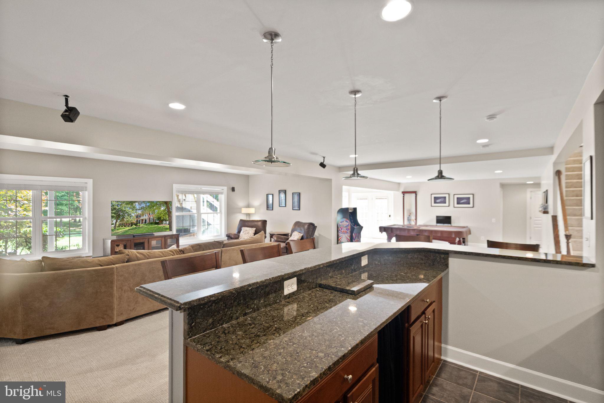 RED CEDAR - Residential