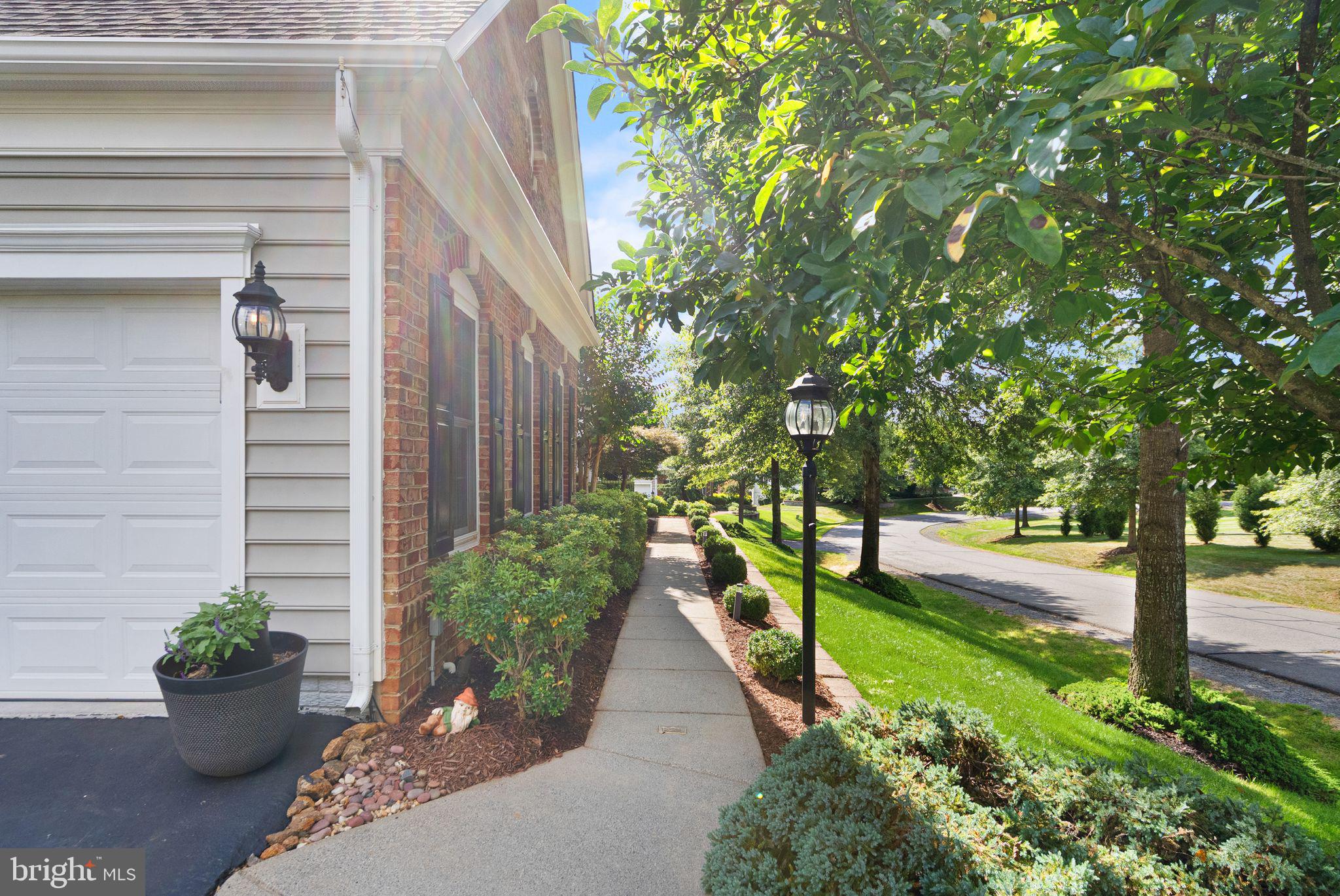 RED CEDAR - Residential