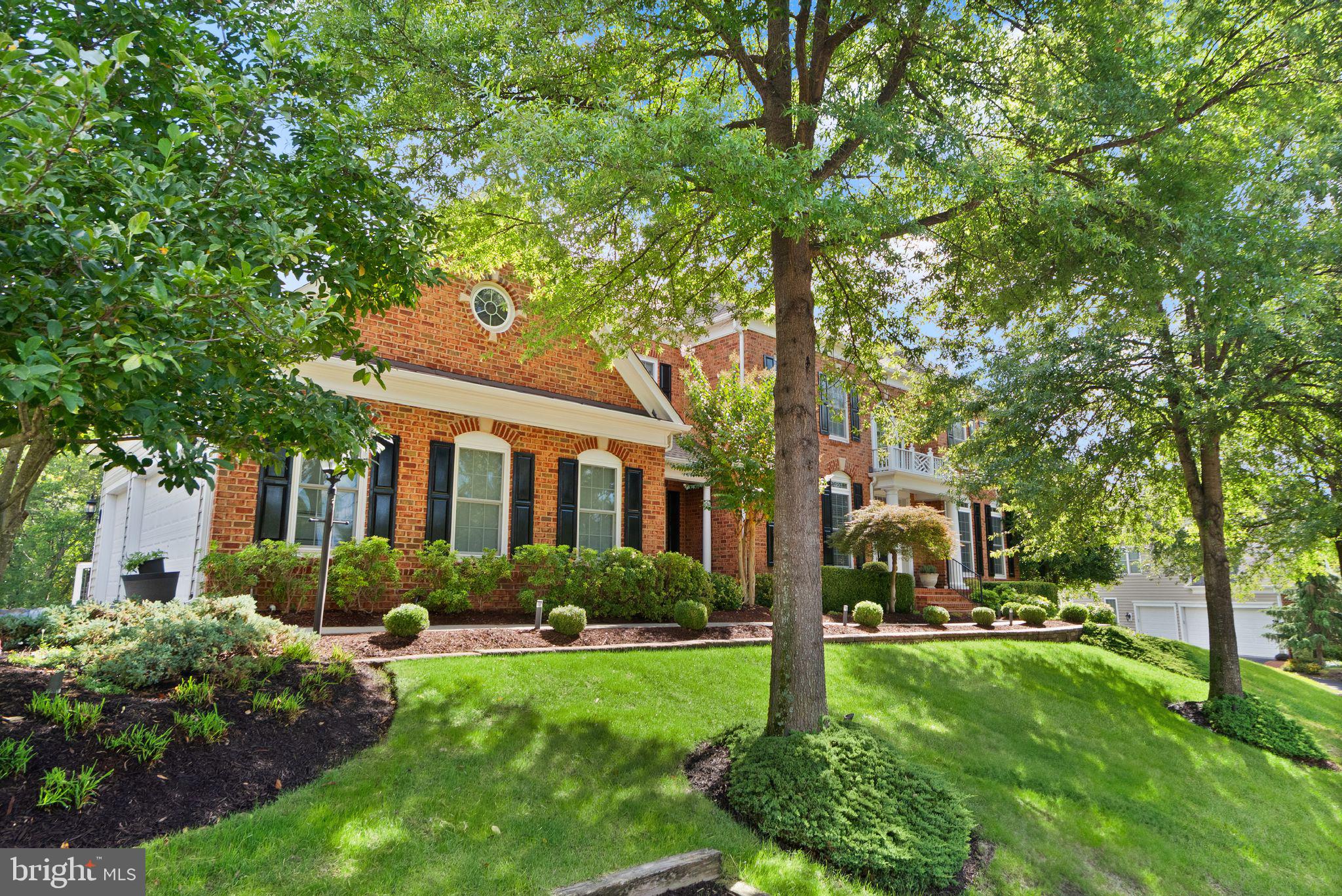 RED CEDAR - Residential