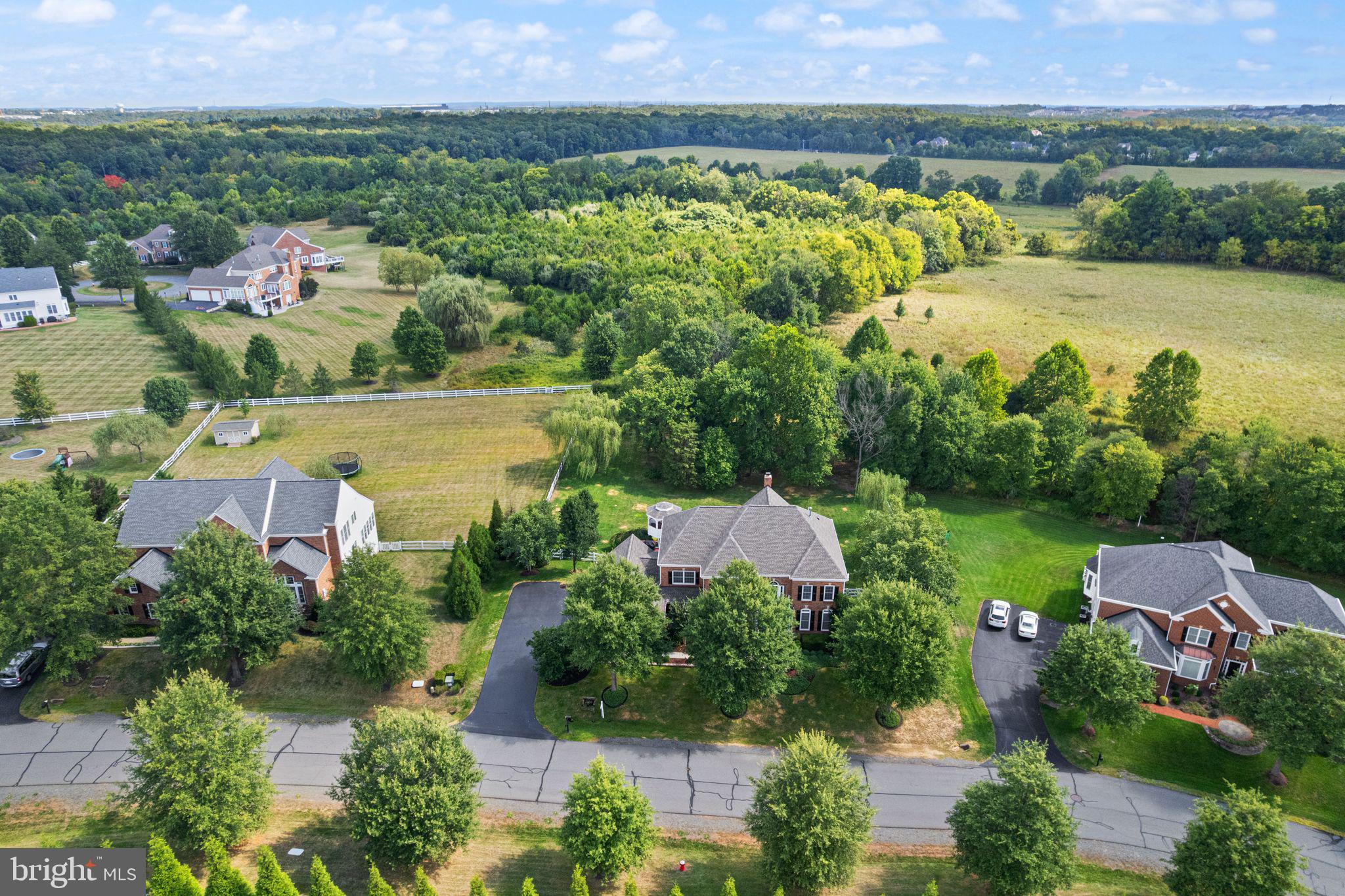 RED CEDAR - Residential