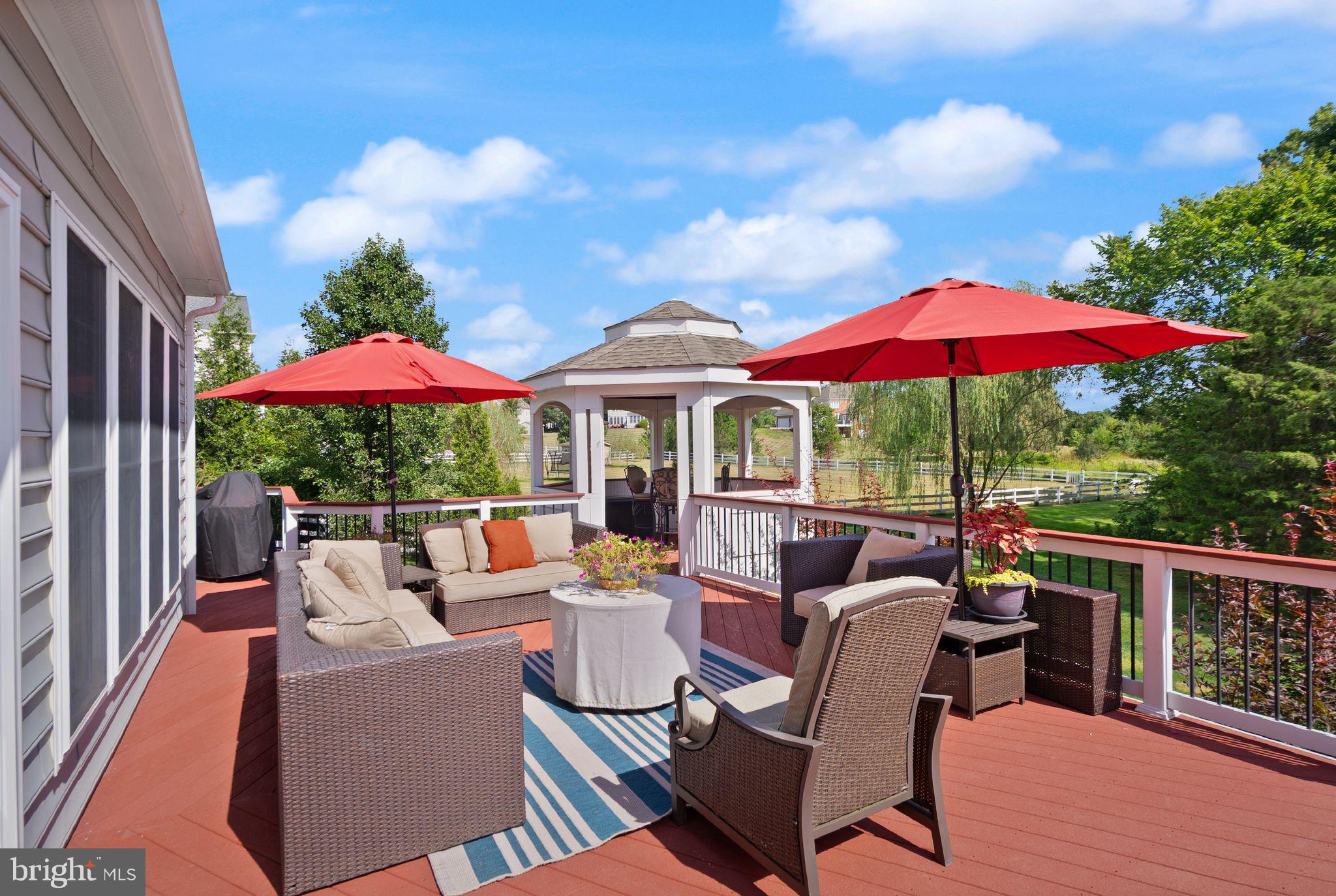 RED CEDAR - Residential