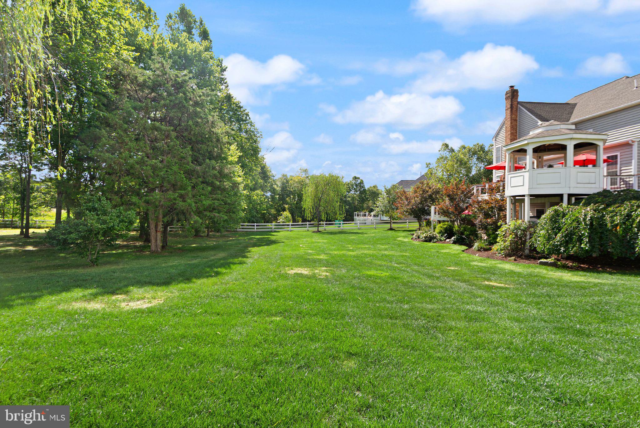 RED CEDAR - Residential