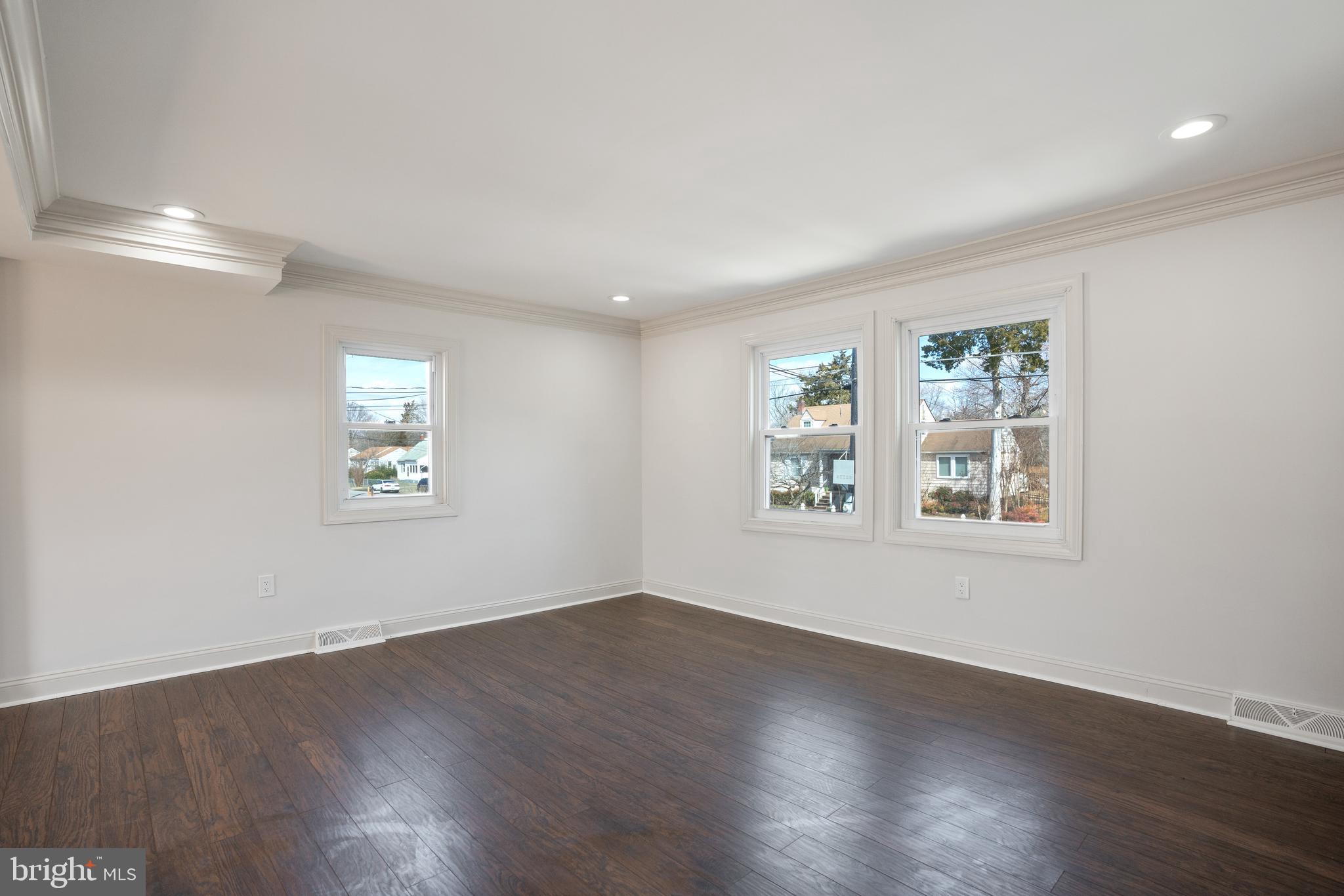 CLINTON VISTA - Residential