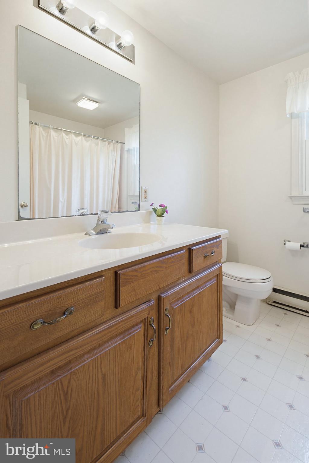 EAST LAMPETER TWP - Residential