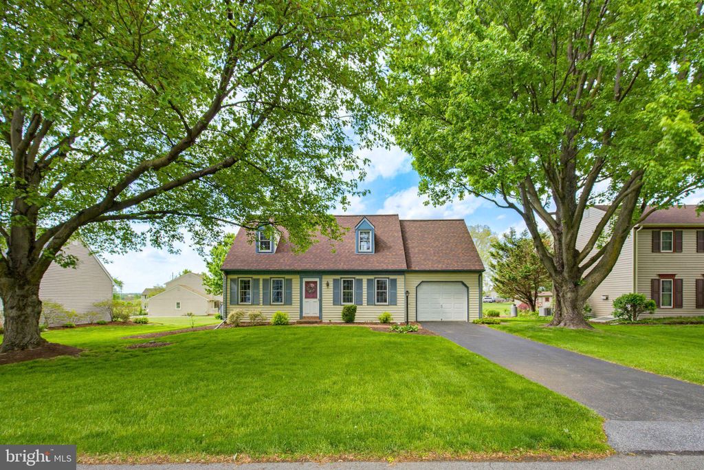 Photo of 2311 Starlite Drive, LANCASTER, PA 17602 (MLS # PALA2087808)