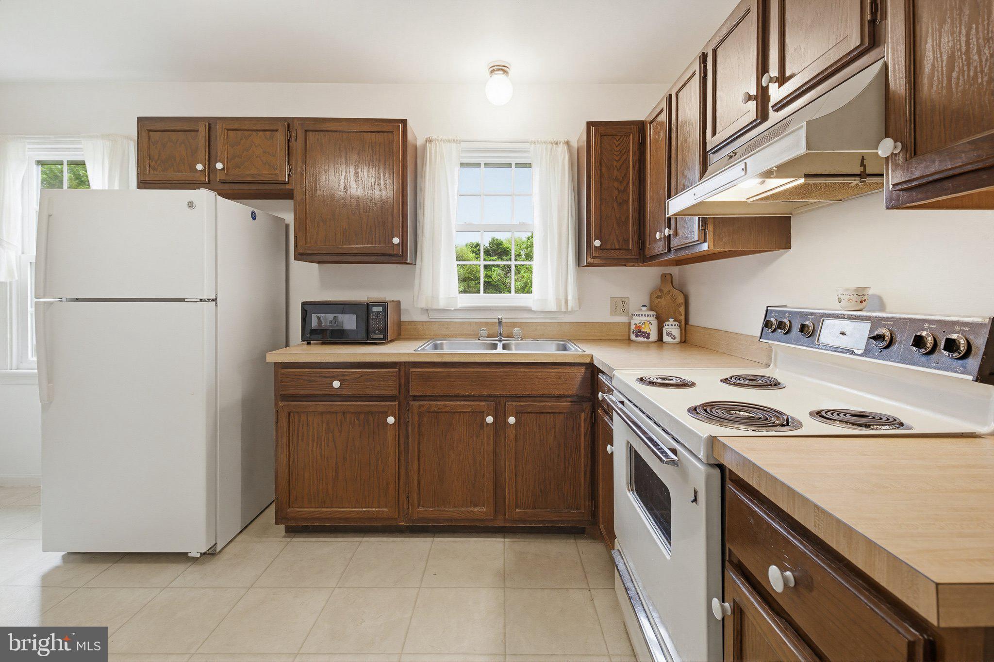 EAST LAMPETER TWP - Residential
