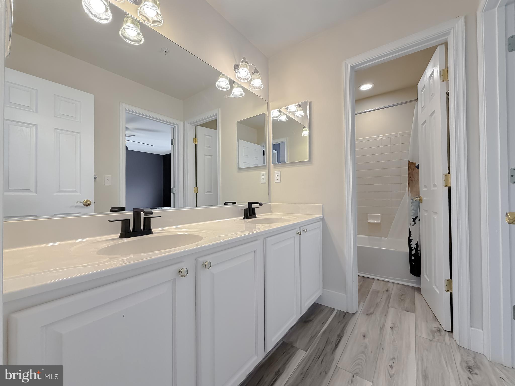 WINDWARD HARBOUR AT SOLOMONS - Residential