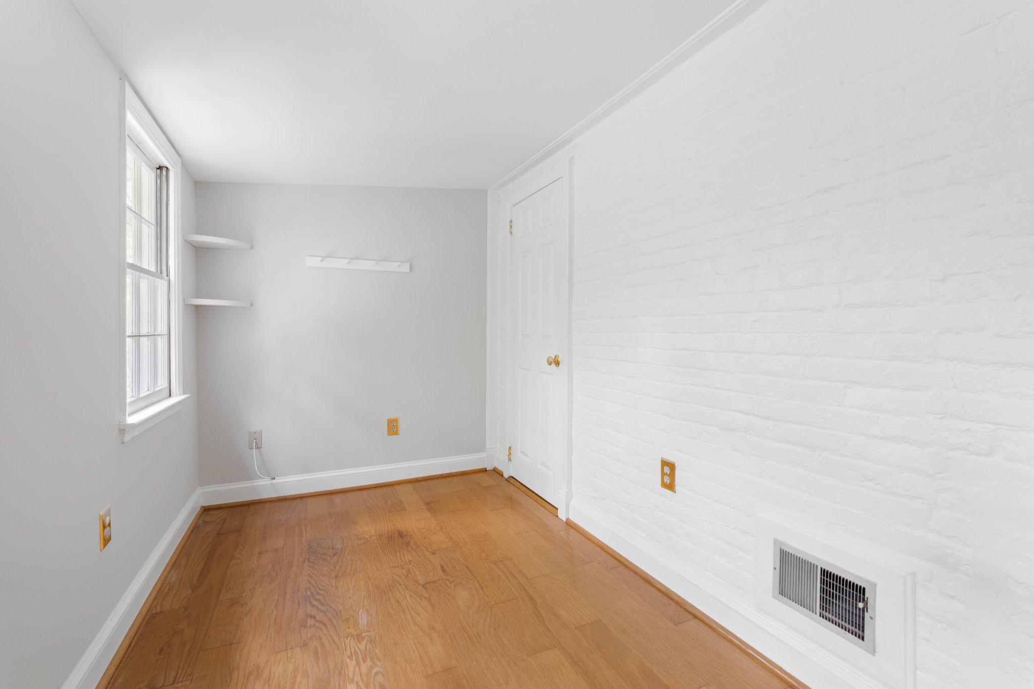OELLA - Residential