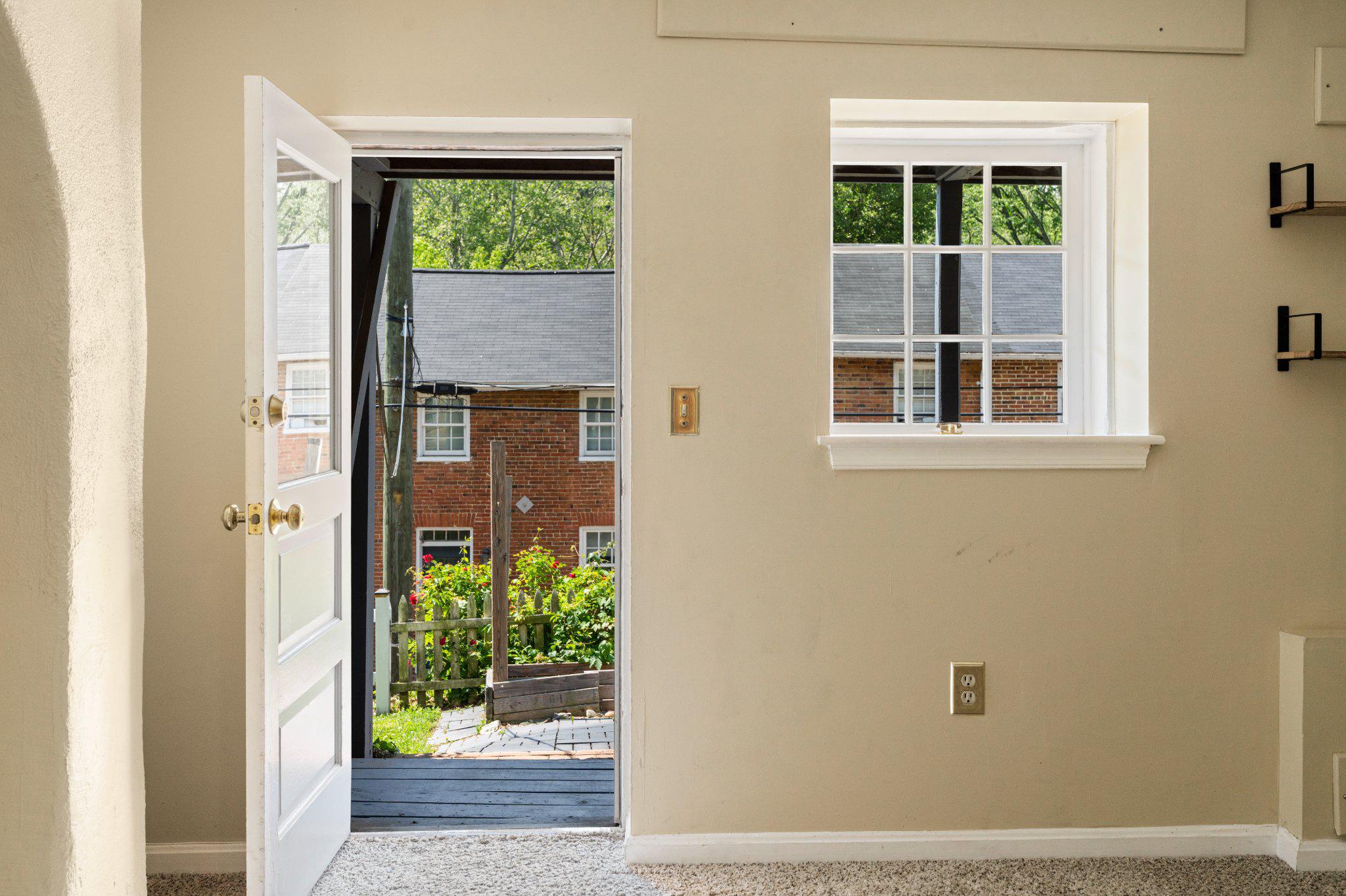 OELLA - Residential