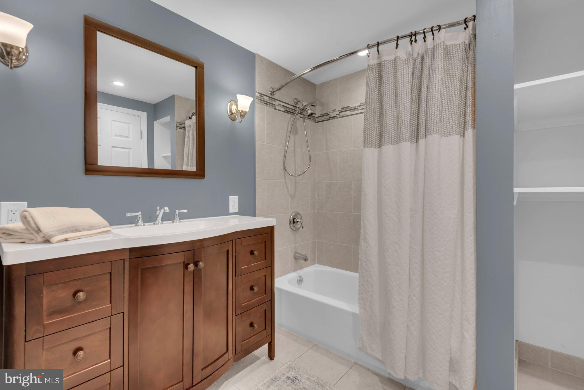 RIVERDALE FOREST - Residential