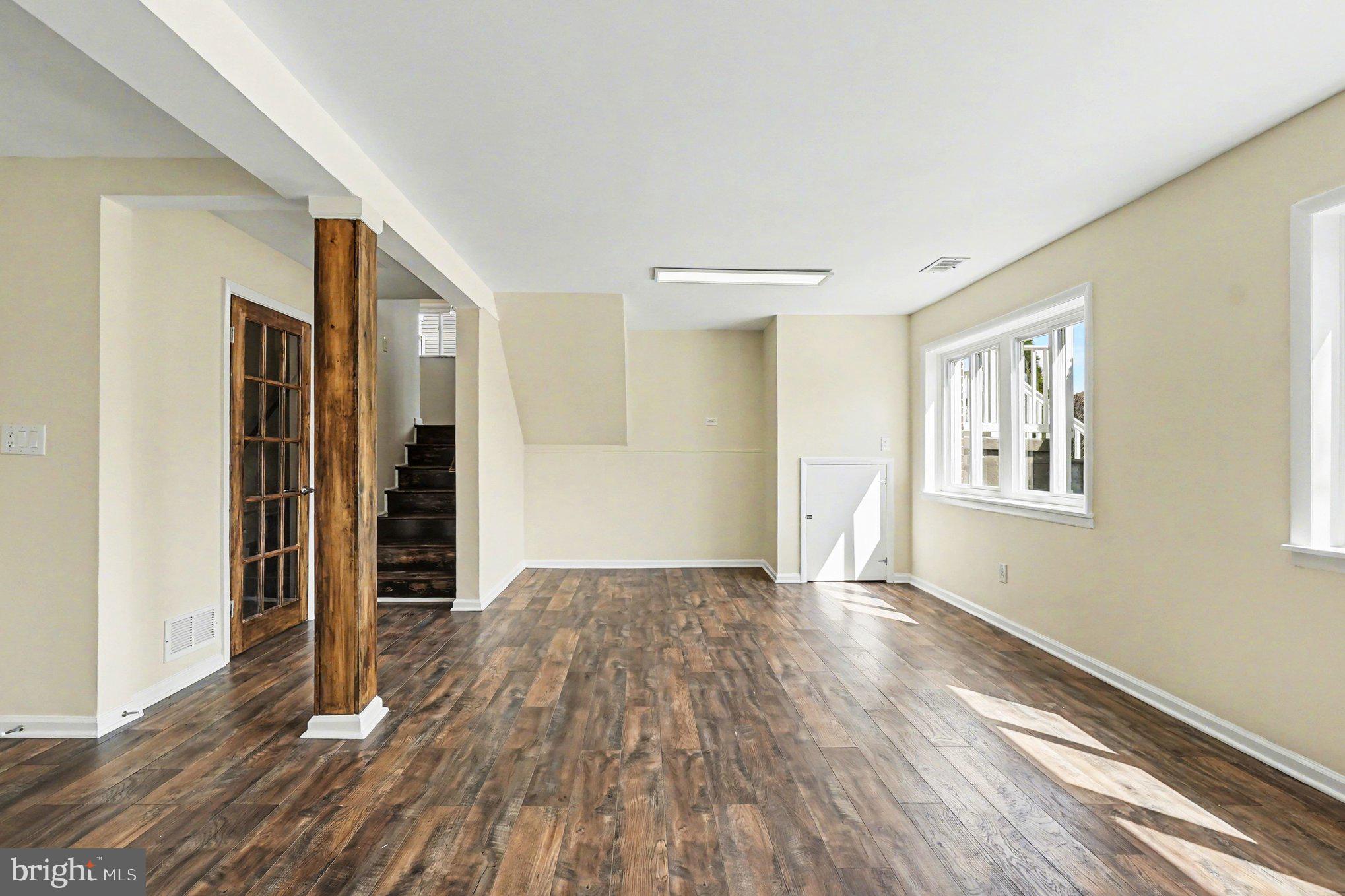 GLENSIDE PARK - Residential