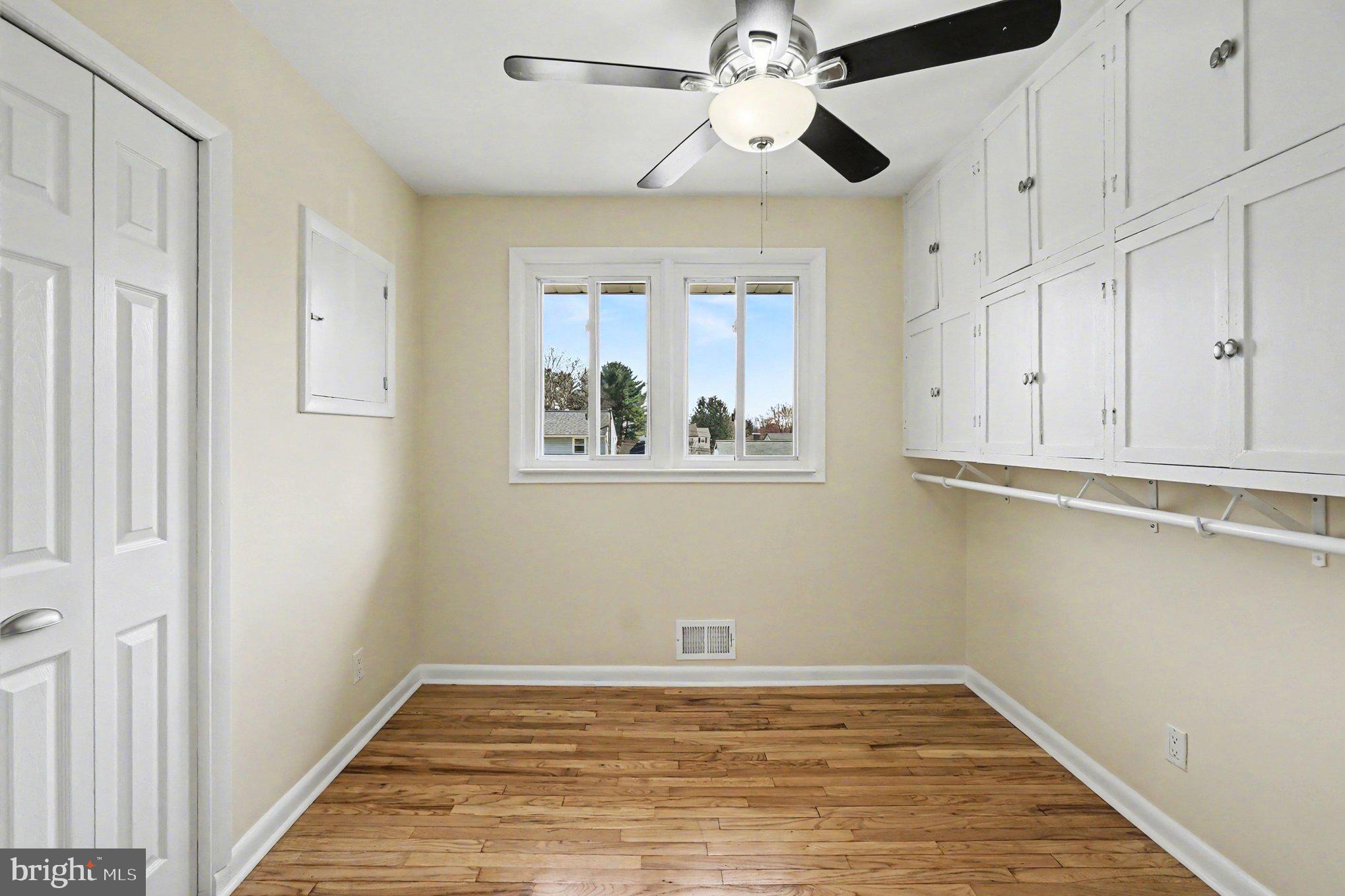 GLENSIDE PARK - Residential