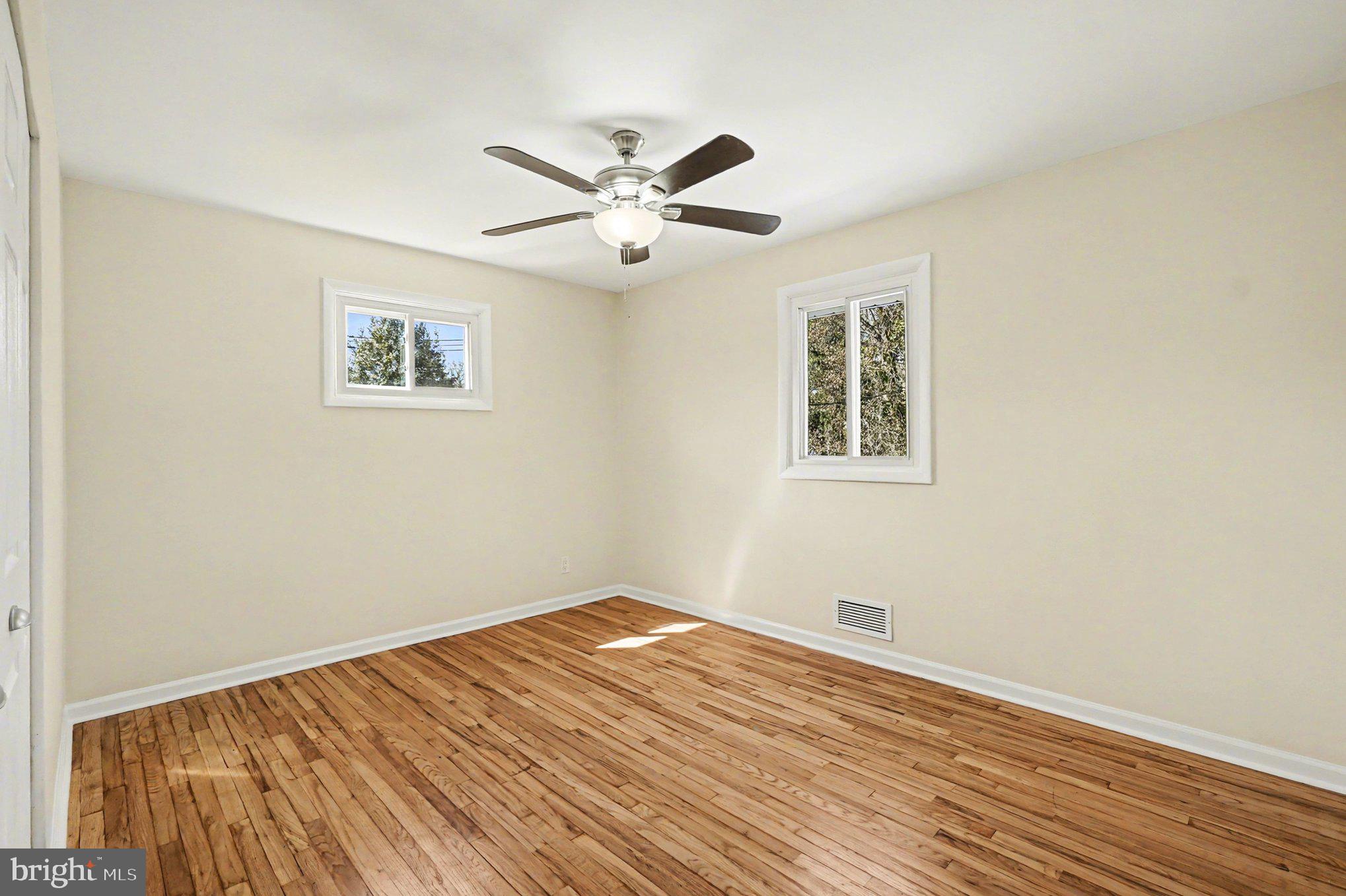 GLENSIDE PARK - Residential