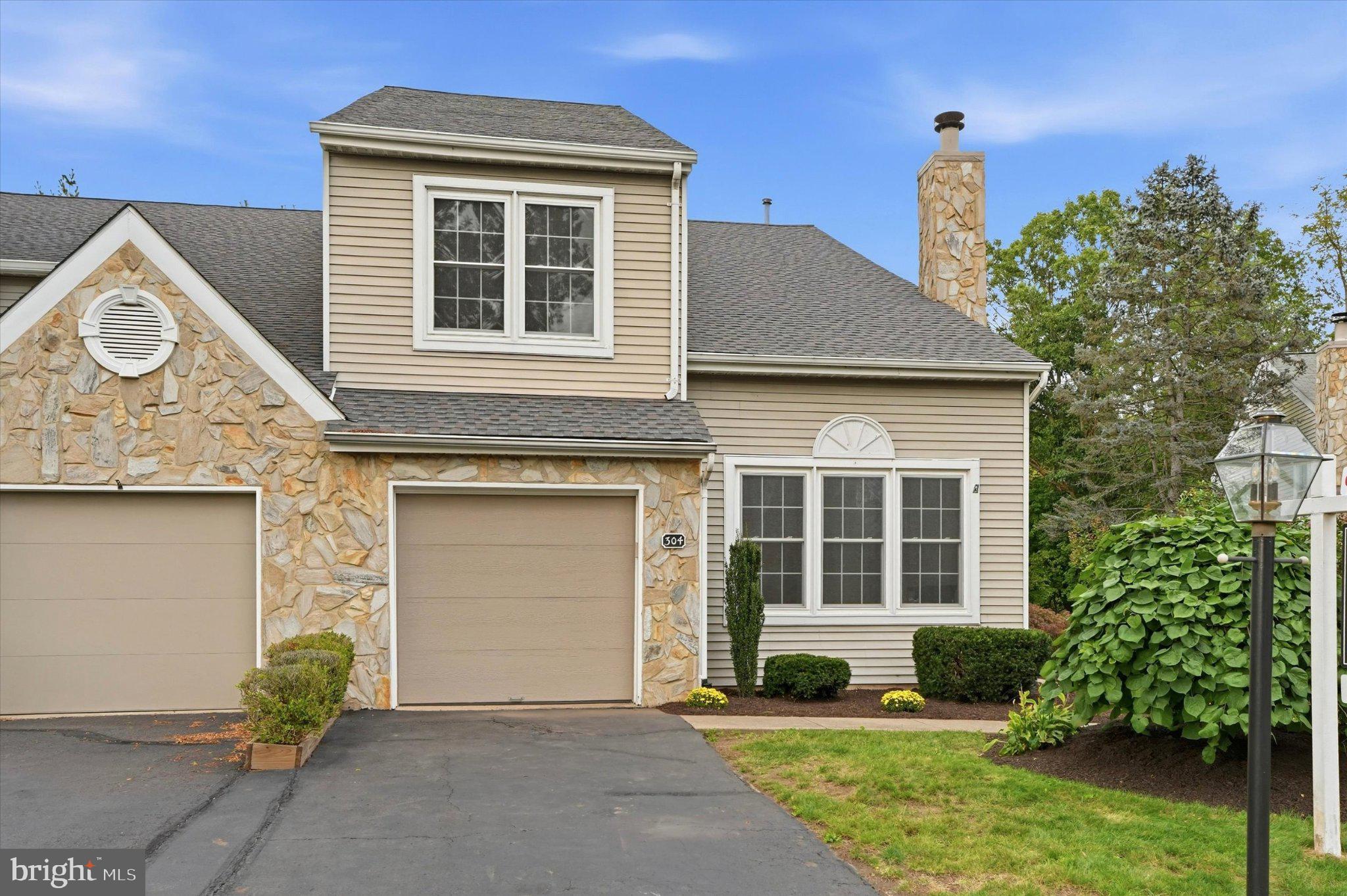 304 EAGLE LANE