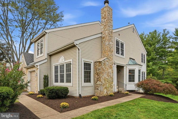 304 EAGLE LN, DOYLESTOWN, PA 18901 - Image e33bf92dbf4c3c7464573afa1fb660f1/332920561